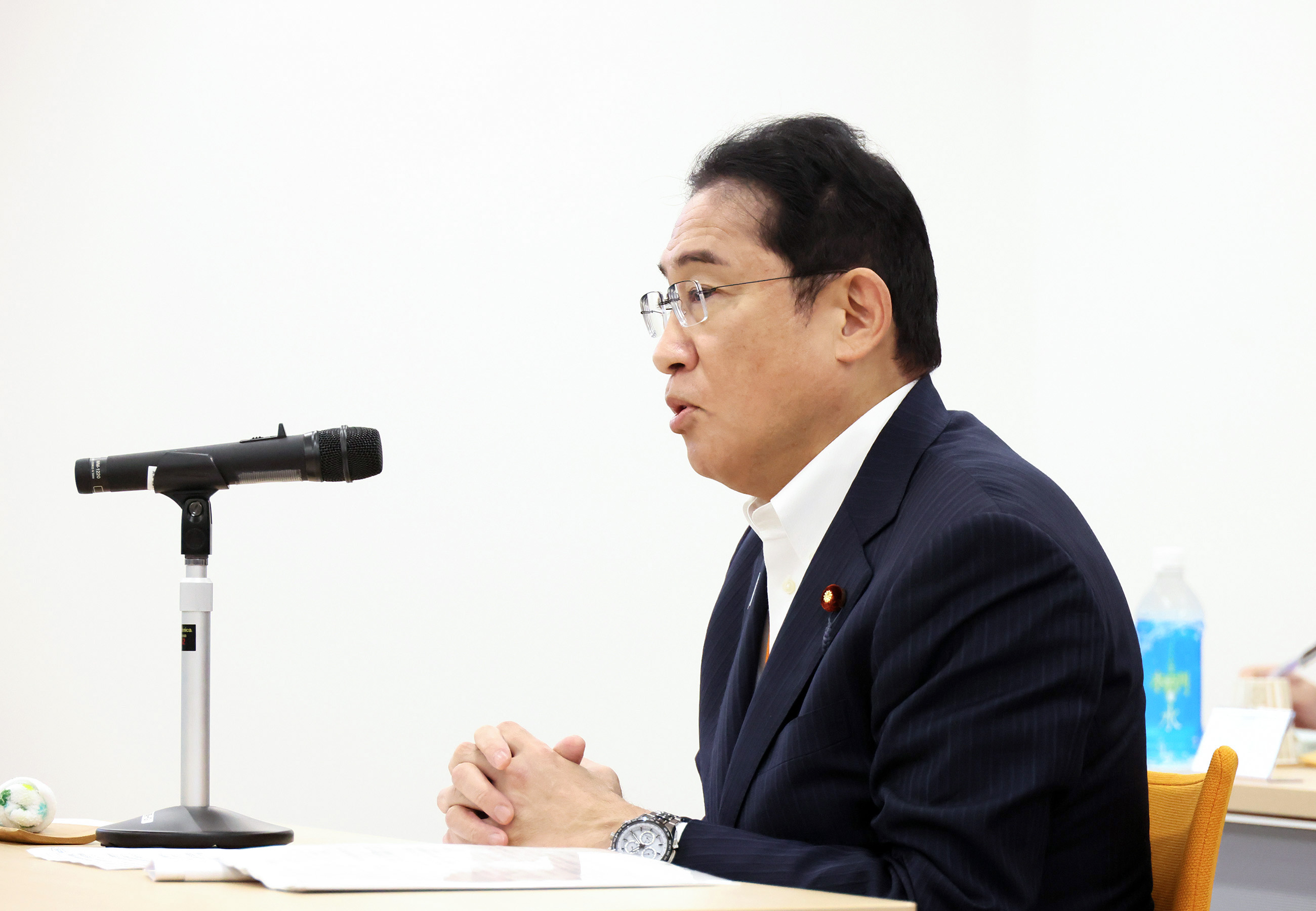 Prime Minister Kishida making remarks in an exchange of views (2)