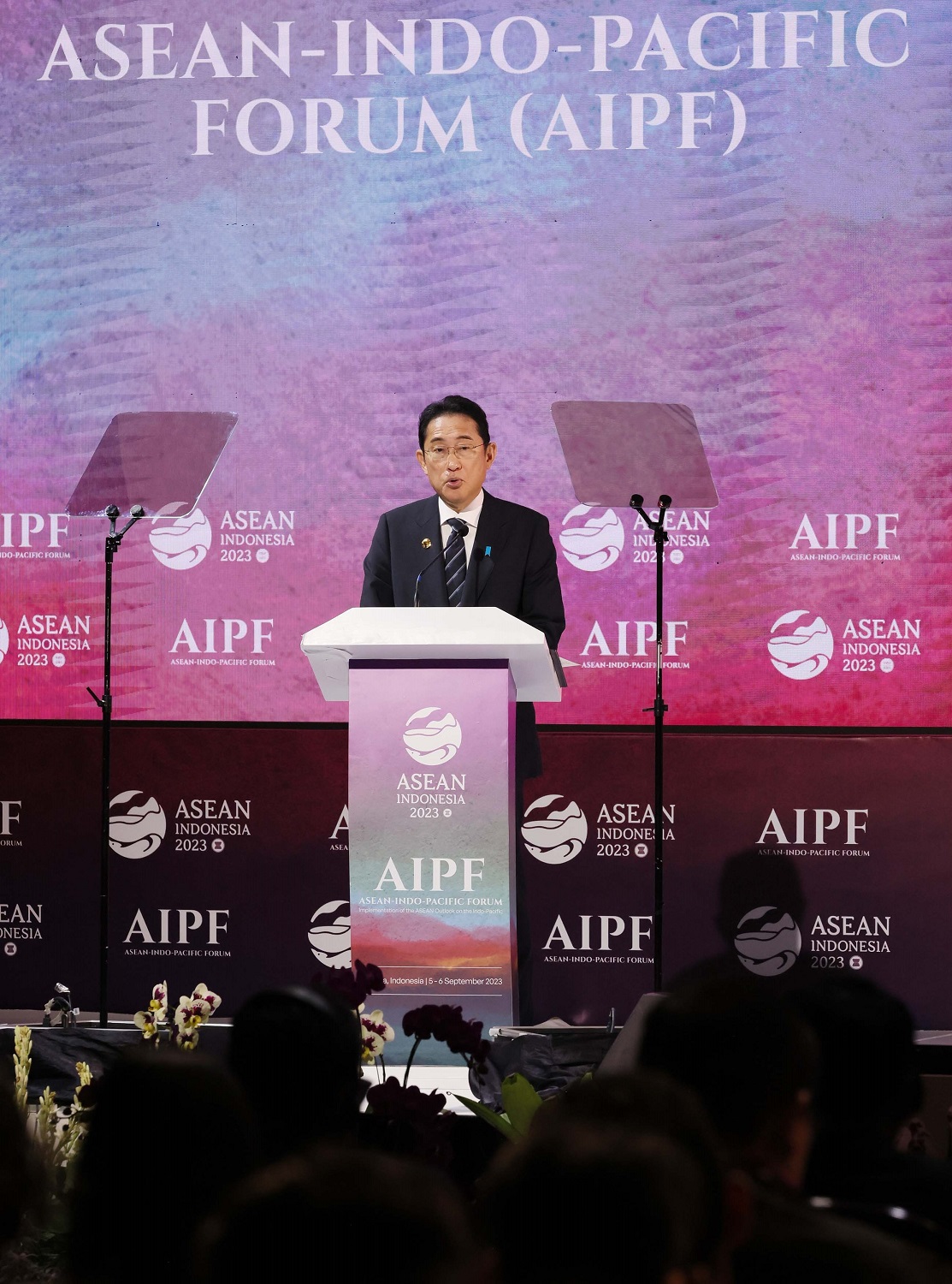 Prime Minister Kishida delivering a speech at the ASEAN-Indo-Pacific Forum (5)