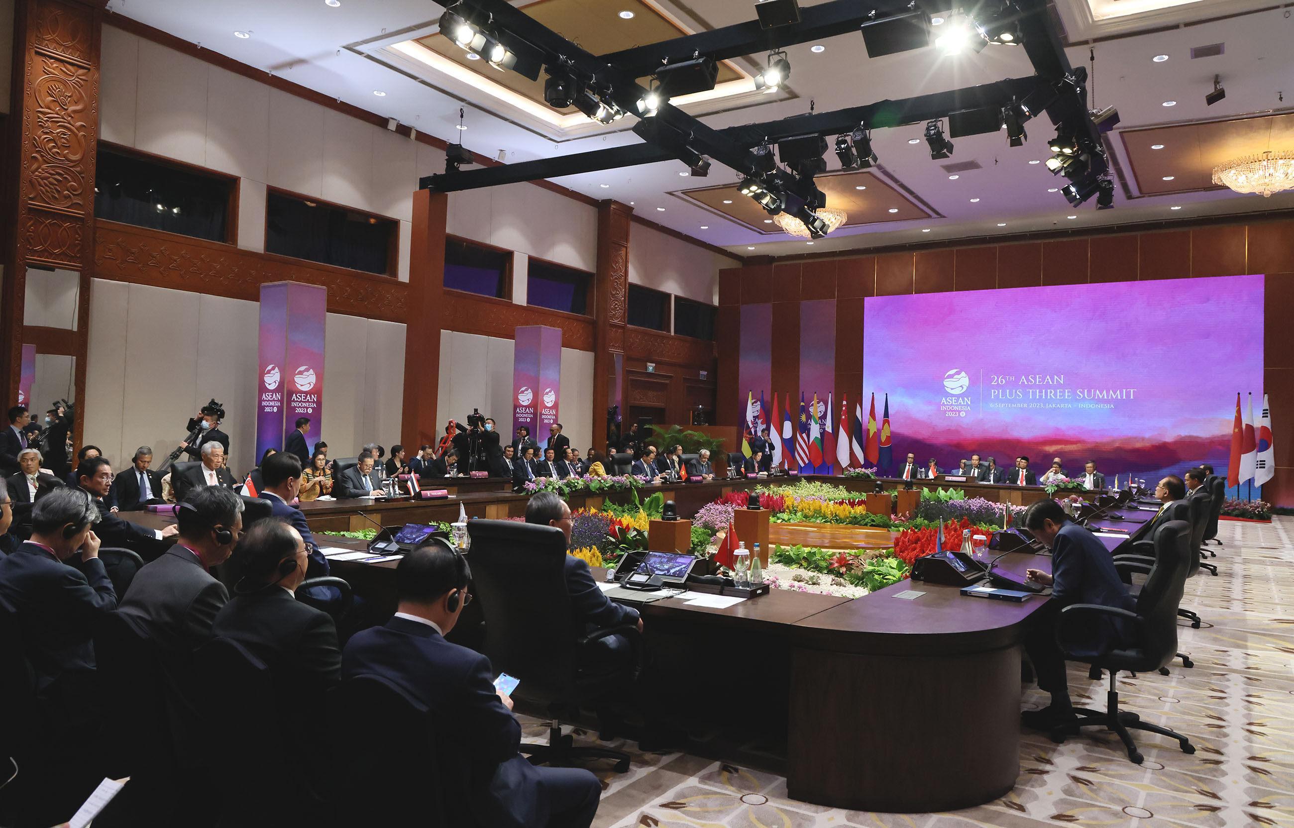 ASEAN Plus Three Summit (2)
