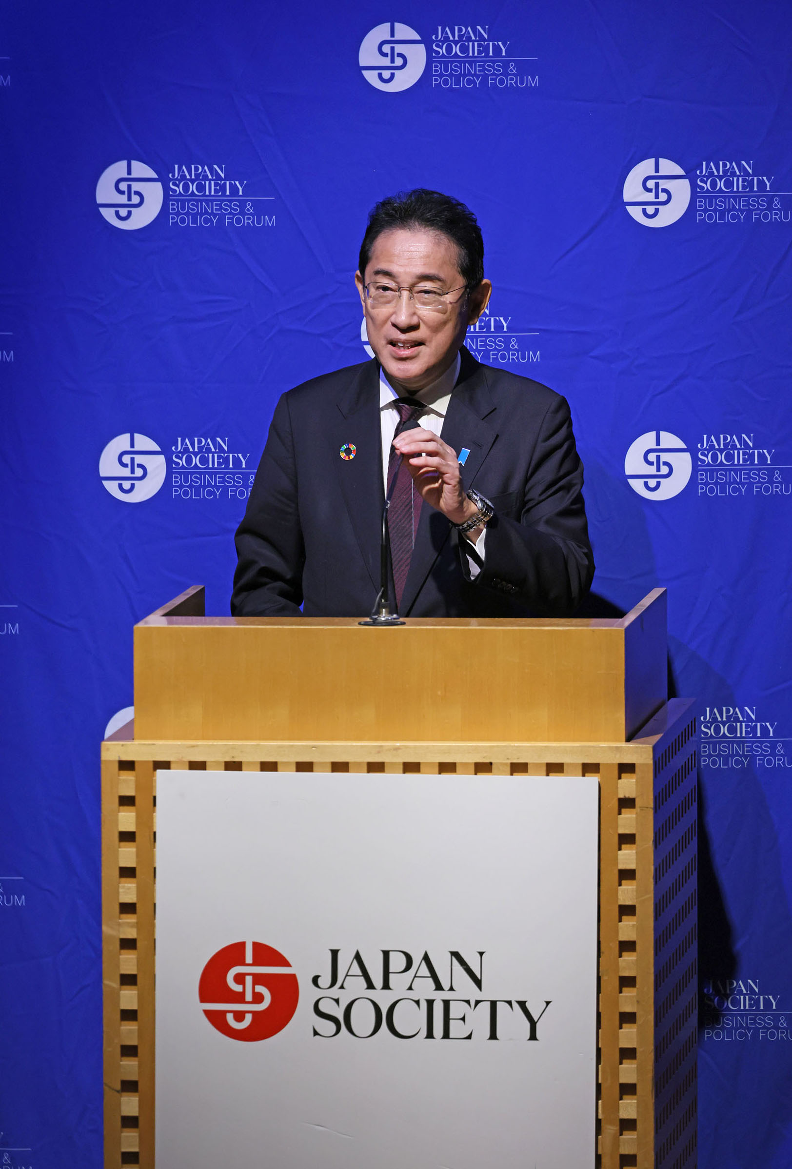 Prime Minister Kishida attending the G7 Health Follow-up Side Event (6)