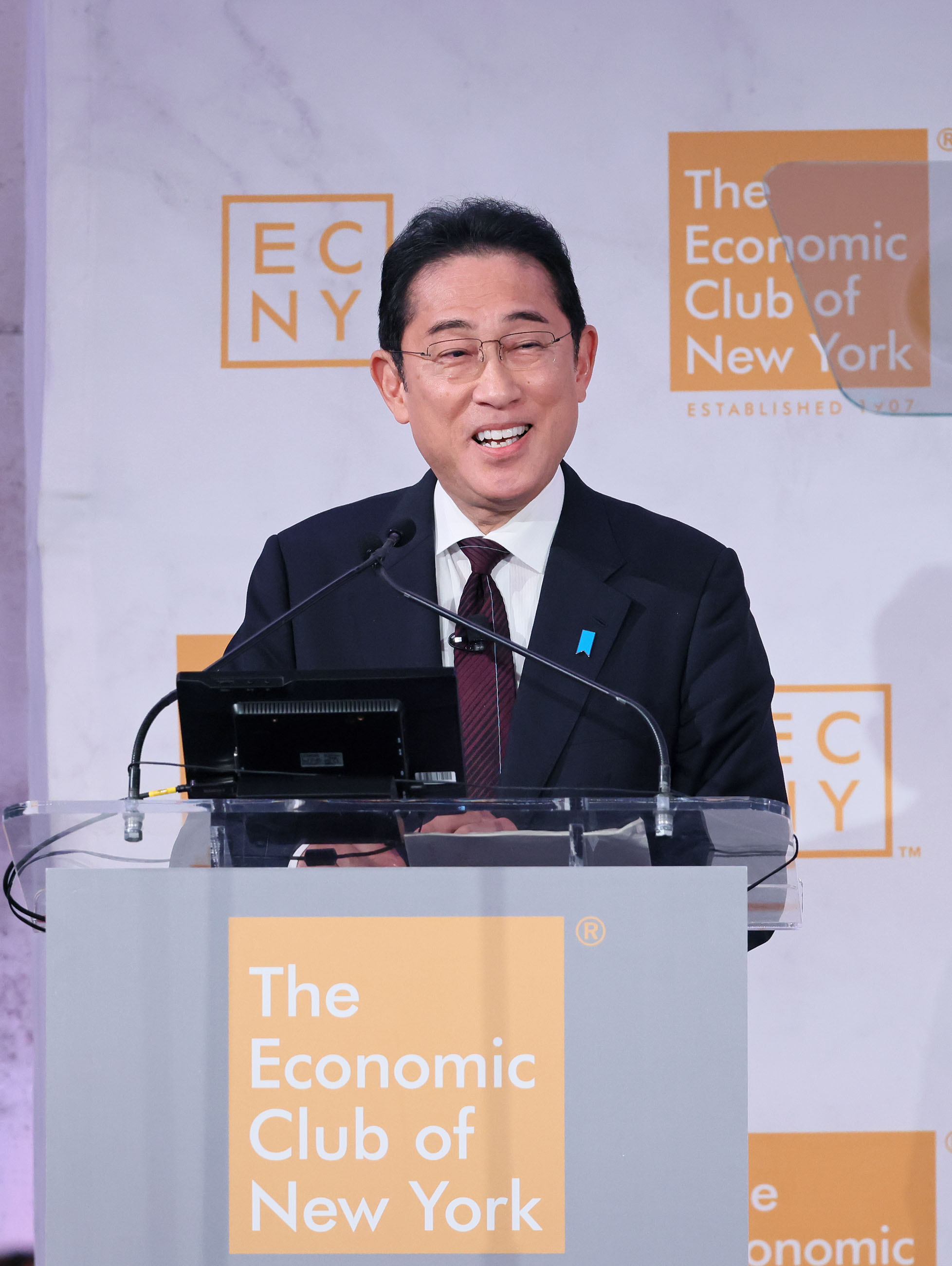Prime Minister Kishida delivering his remarks to the Economic Club of New York (4)