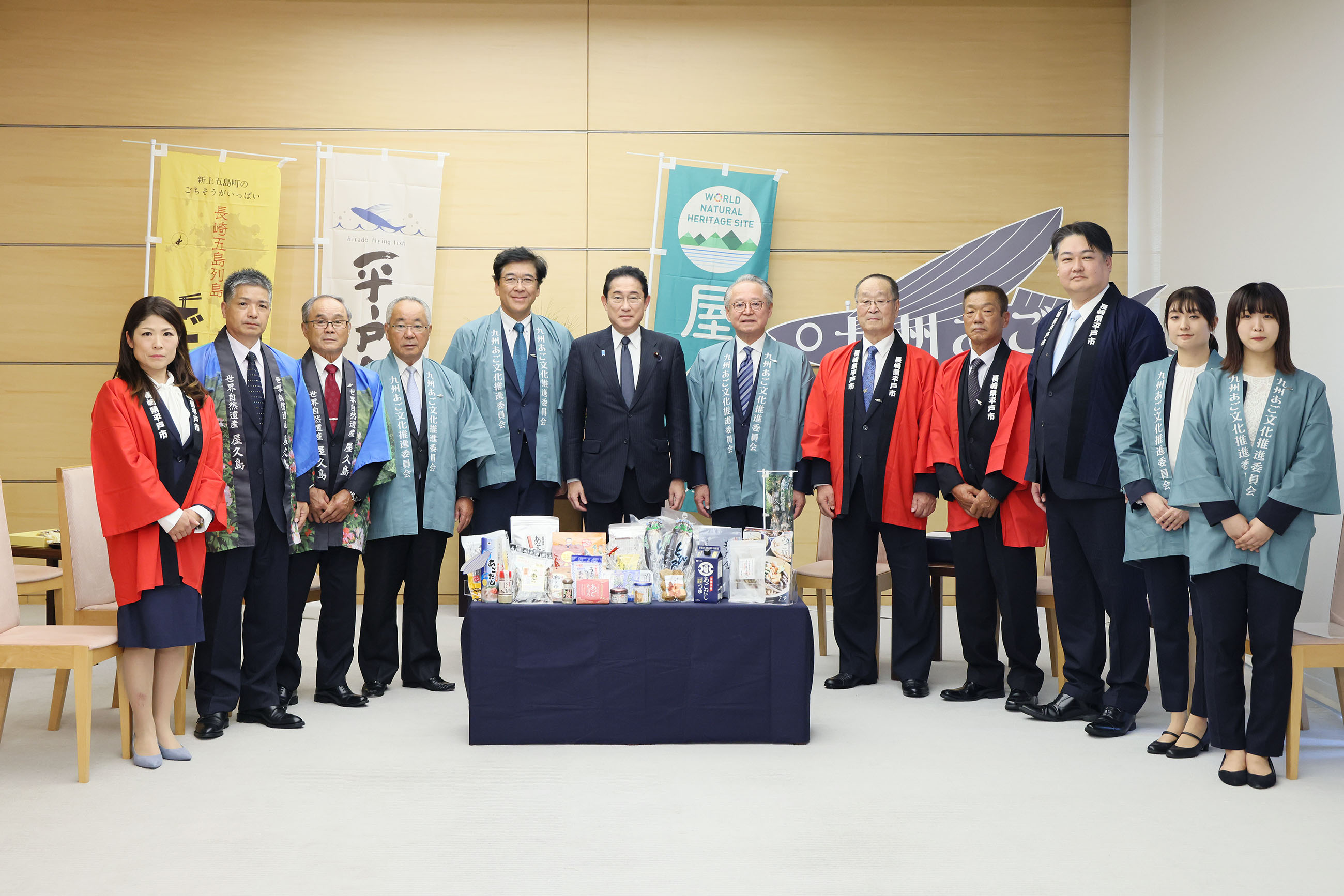 Presentation of Ago (Flying fish) Products by Kyushu Ago Bunka Suishin Iinkai (Kyushu Flying Fish Culture Promotion Committee)