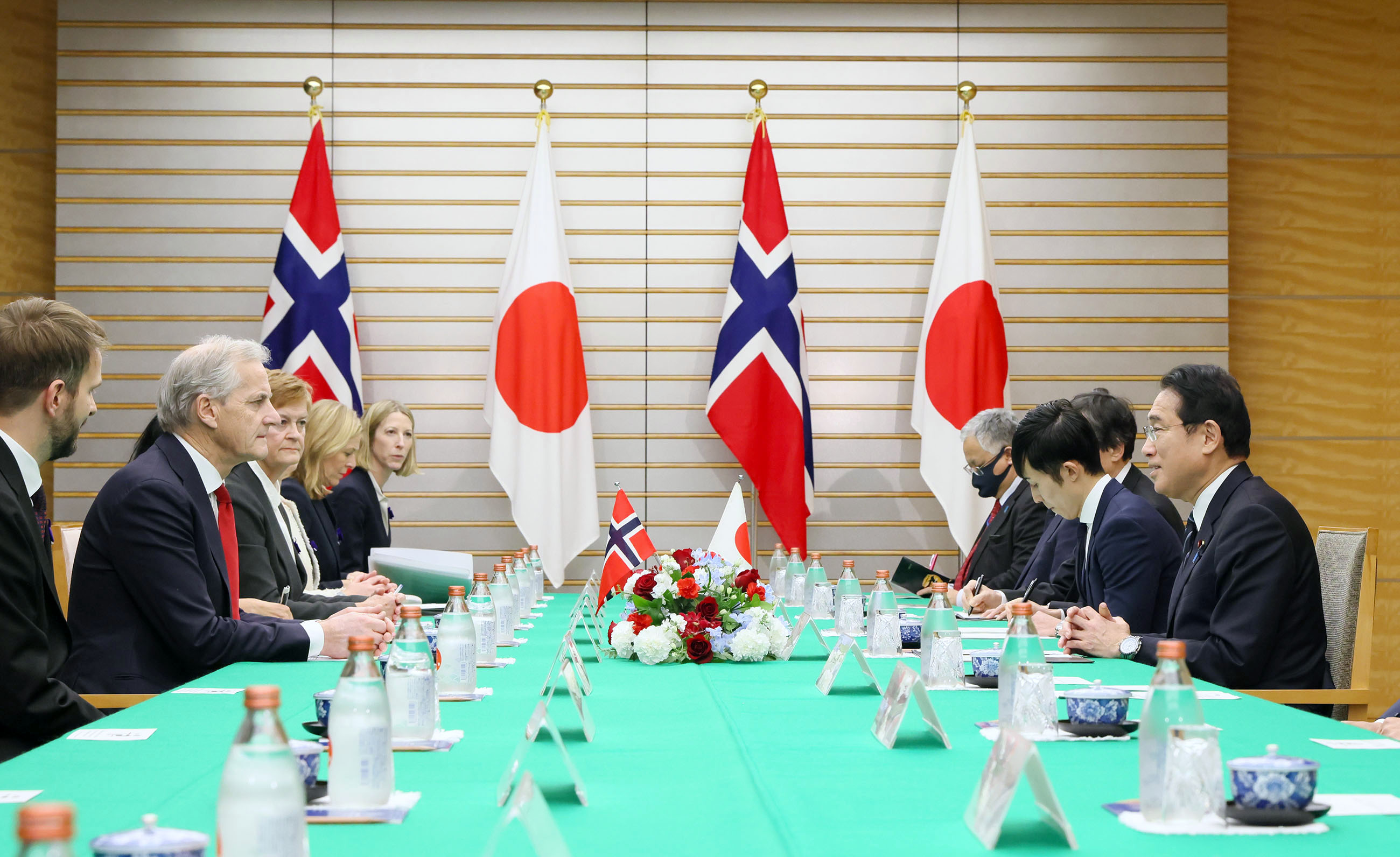 Japan-Norway Summit Meeting (4)