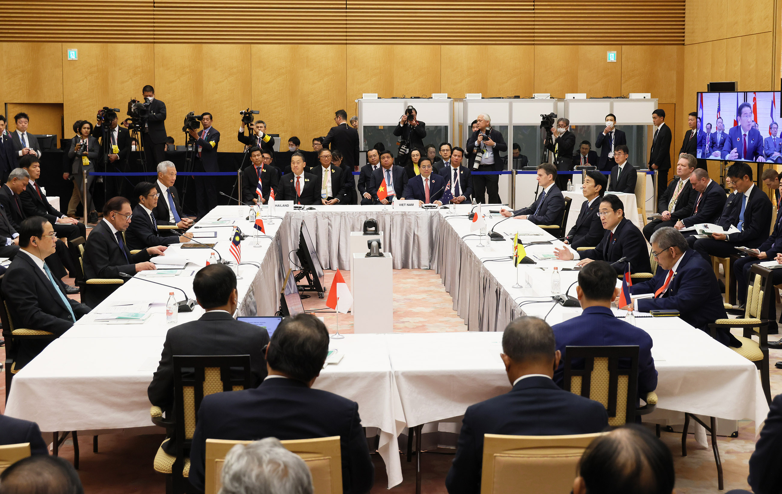 Prime Minister Kishida attending the AZEC Leaders’ meeting (7)