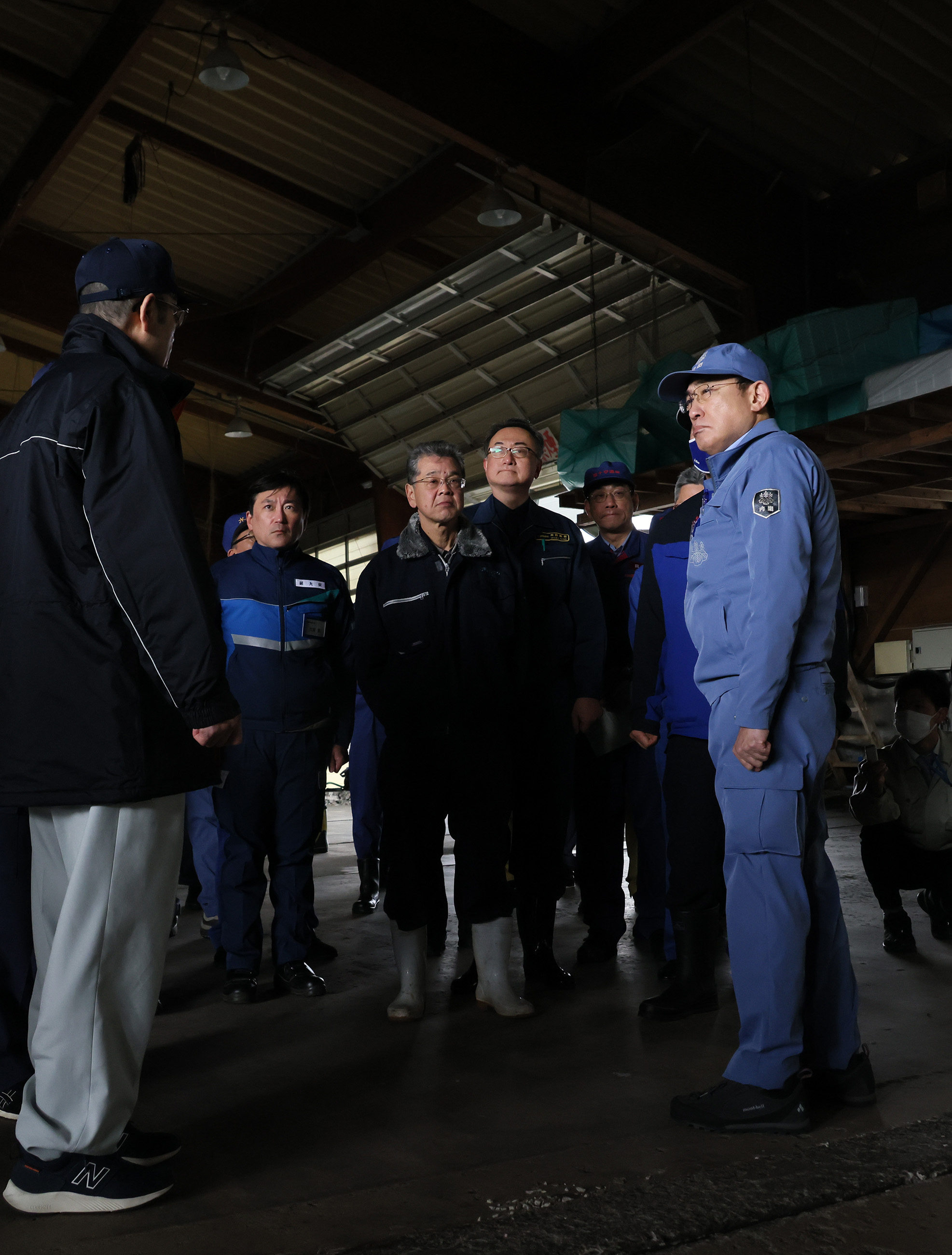 Prime Minister Kishida visiting the Port of Wajima (4)
