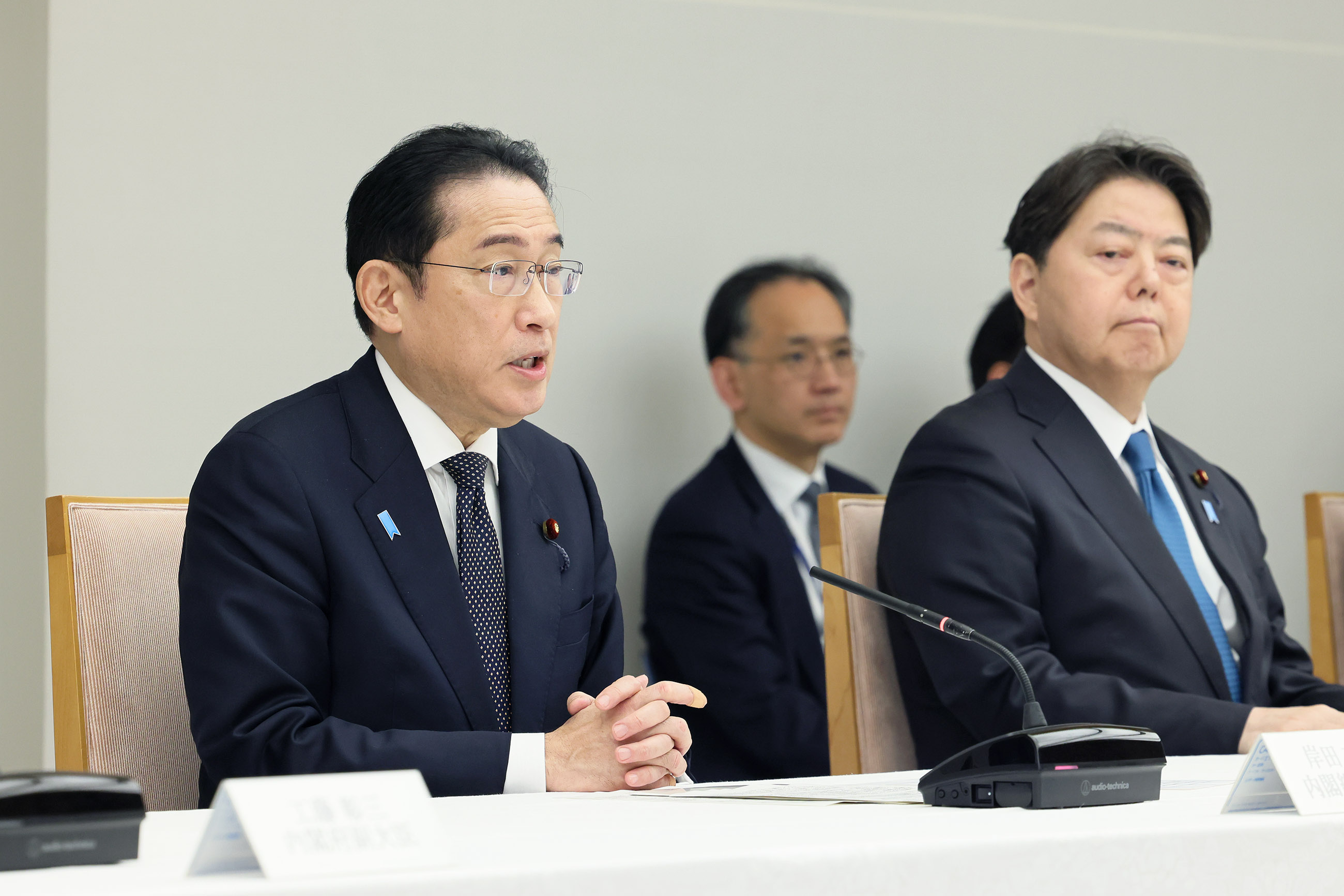Prime Minister Kishida holding a meeting (1)