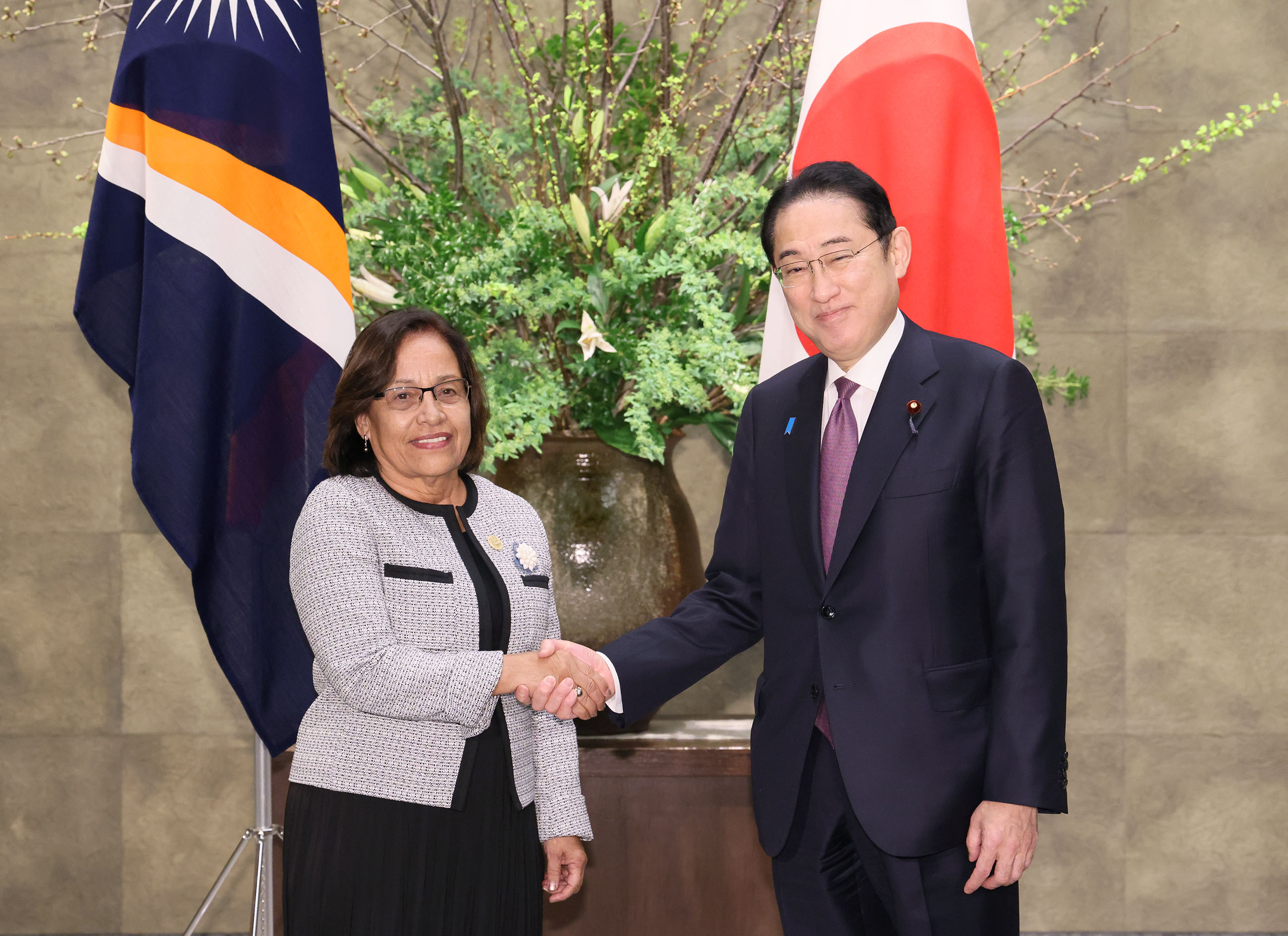 Japan-Marshall Islands Summit Meeting (1)