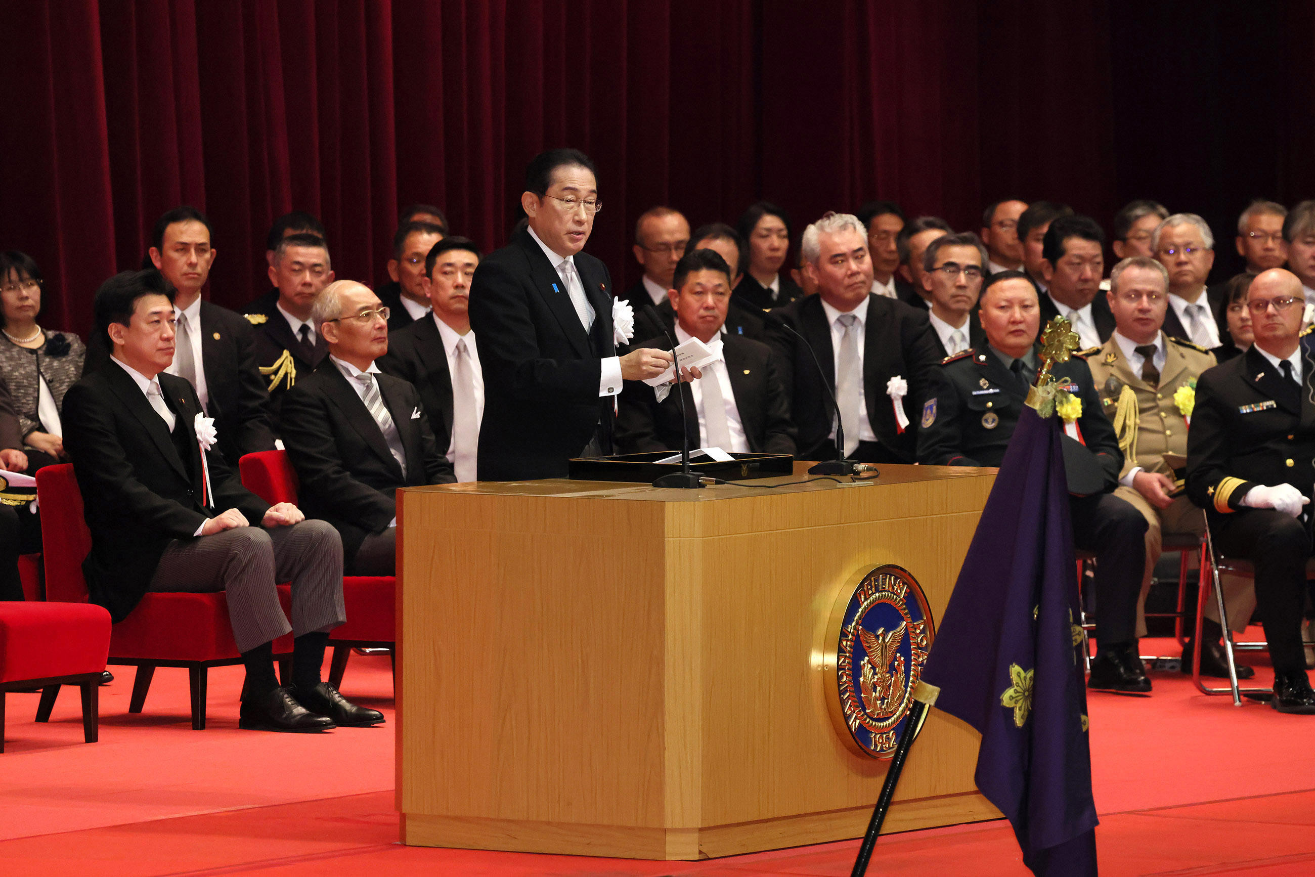 Prime Minister Kishida delivering a commencement address (2)