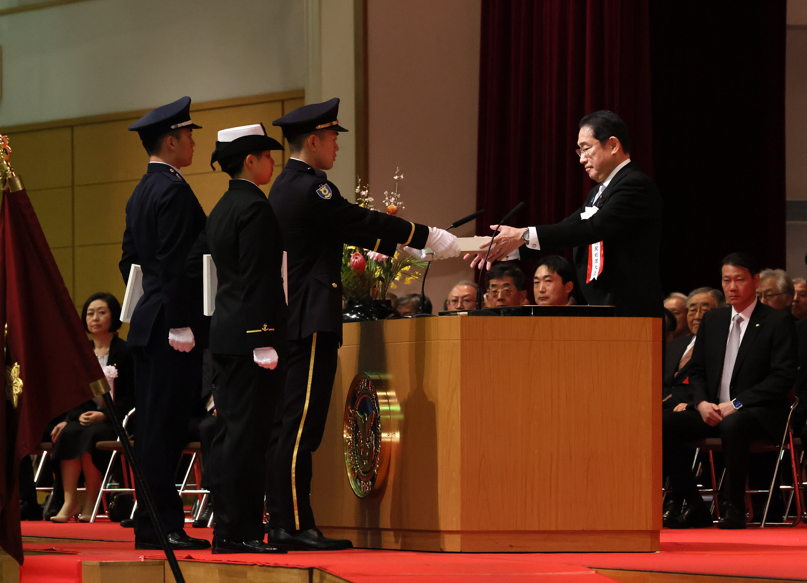 Prime Minister Kishida attending the assignment and oath of service ceremony (2)