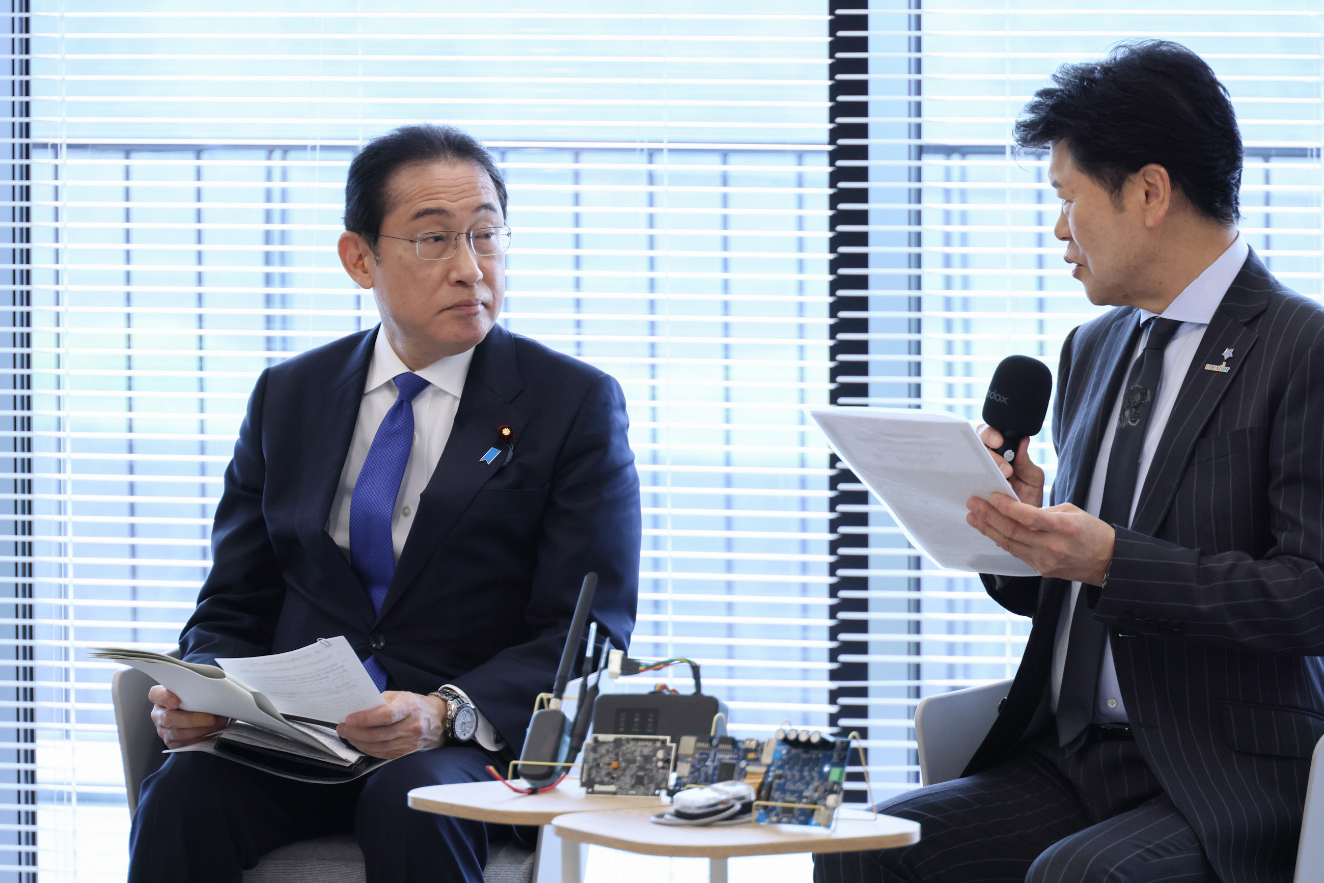 Prime Minister Kishida holding a small group talk with TSMC and local small and medium-sized enterprises (3)