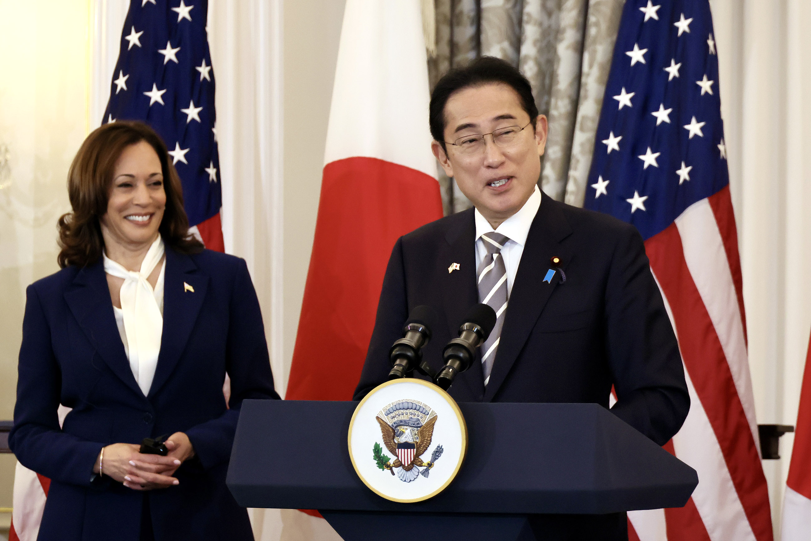 Prime Minister Kishida attending the State Luncheon hosted by Vice President Harris and Secretary of State Blinken (1)
