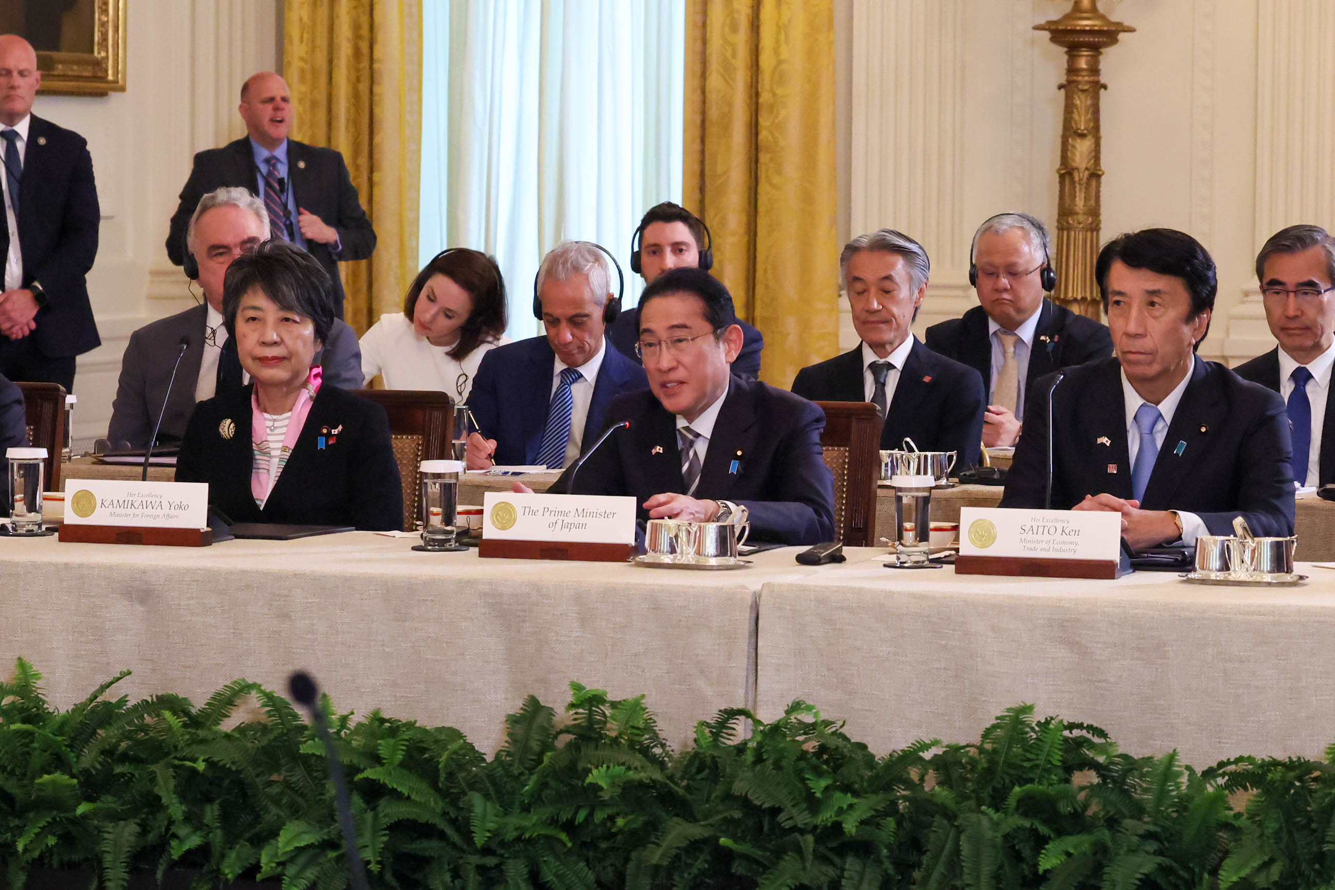 Japan-U.S.-Philippines Summit Meeting (4)