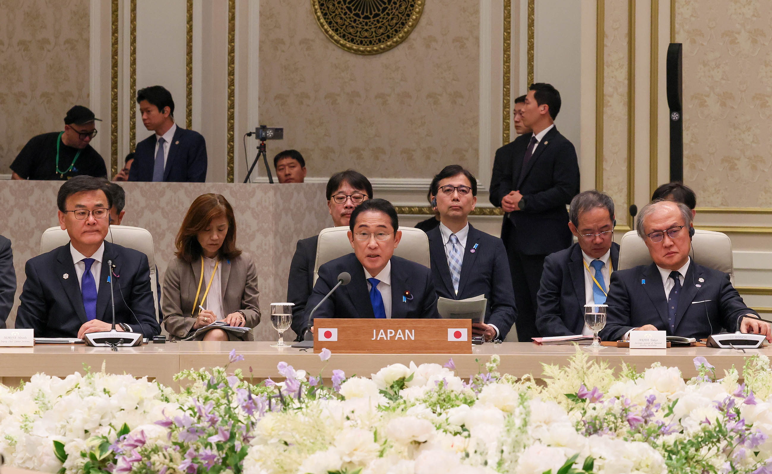 Prime Minister Kishida attending the Japan-China-ROK Trilateral Summit Meeting (4)