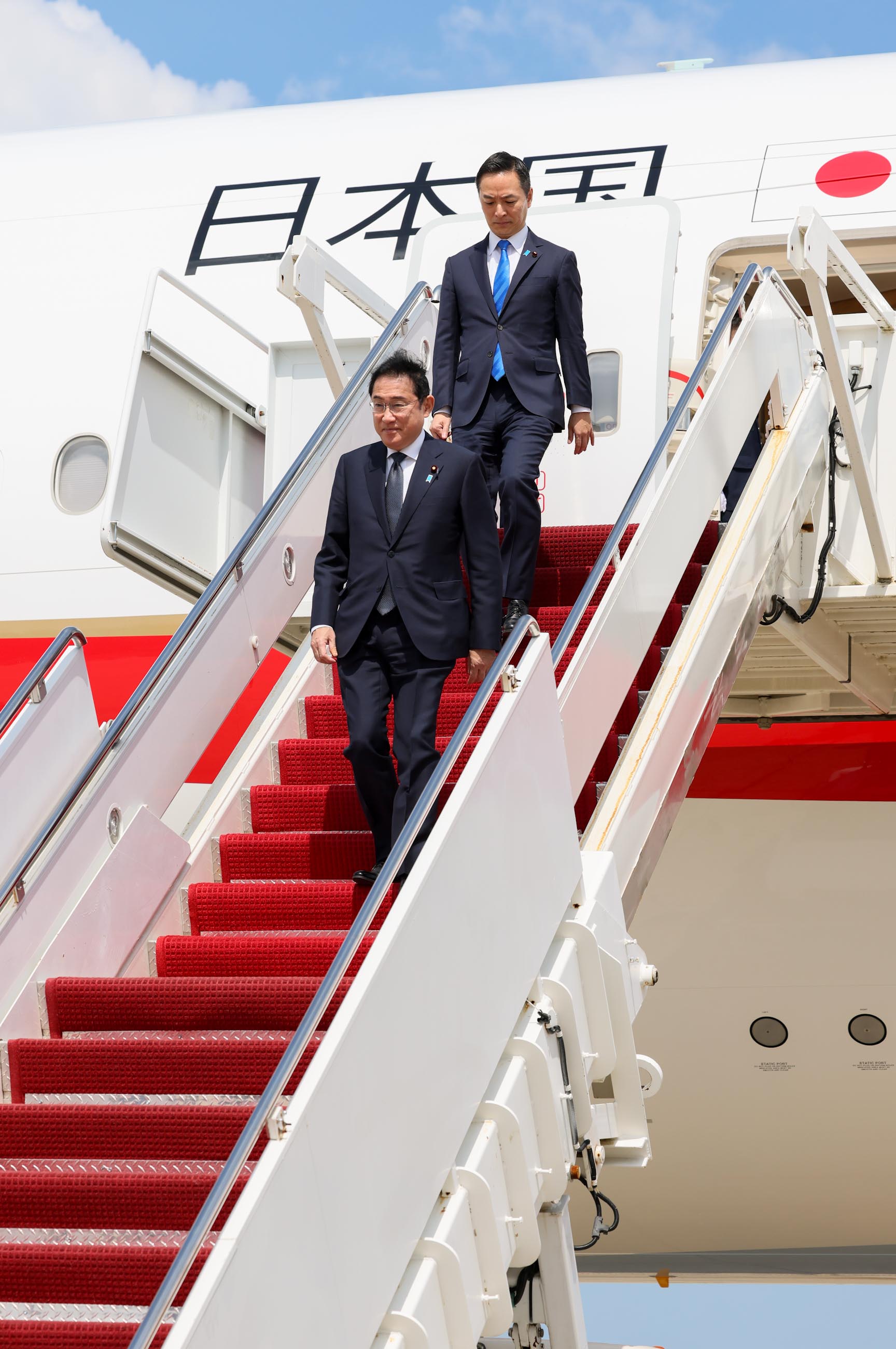 Prime Minister Kishida arriving in Washington DC (2)