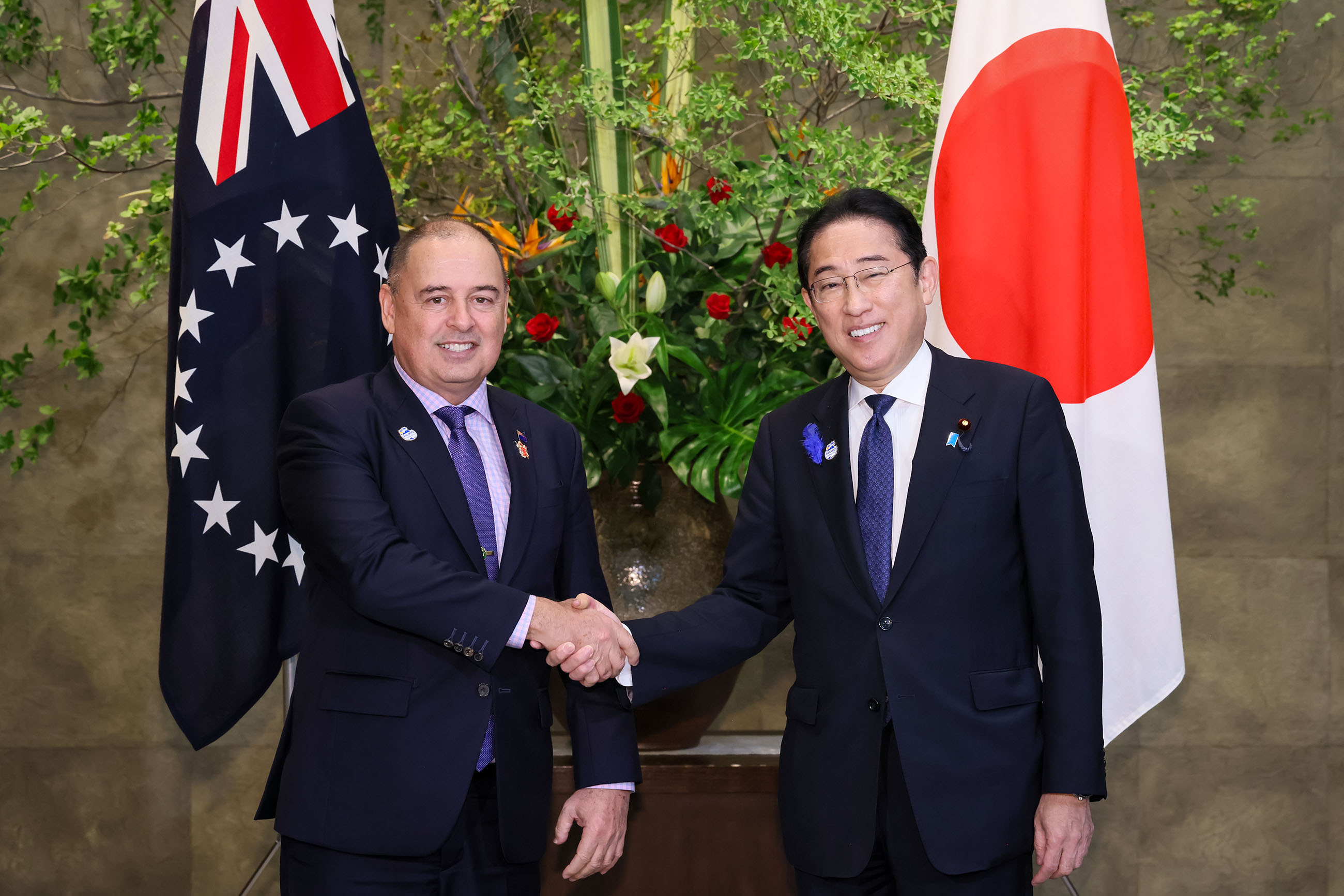 Japan-Cook Islands Summit Meeting (2)