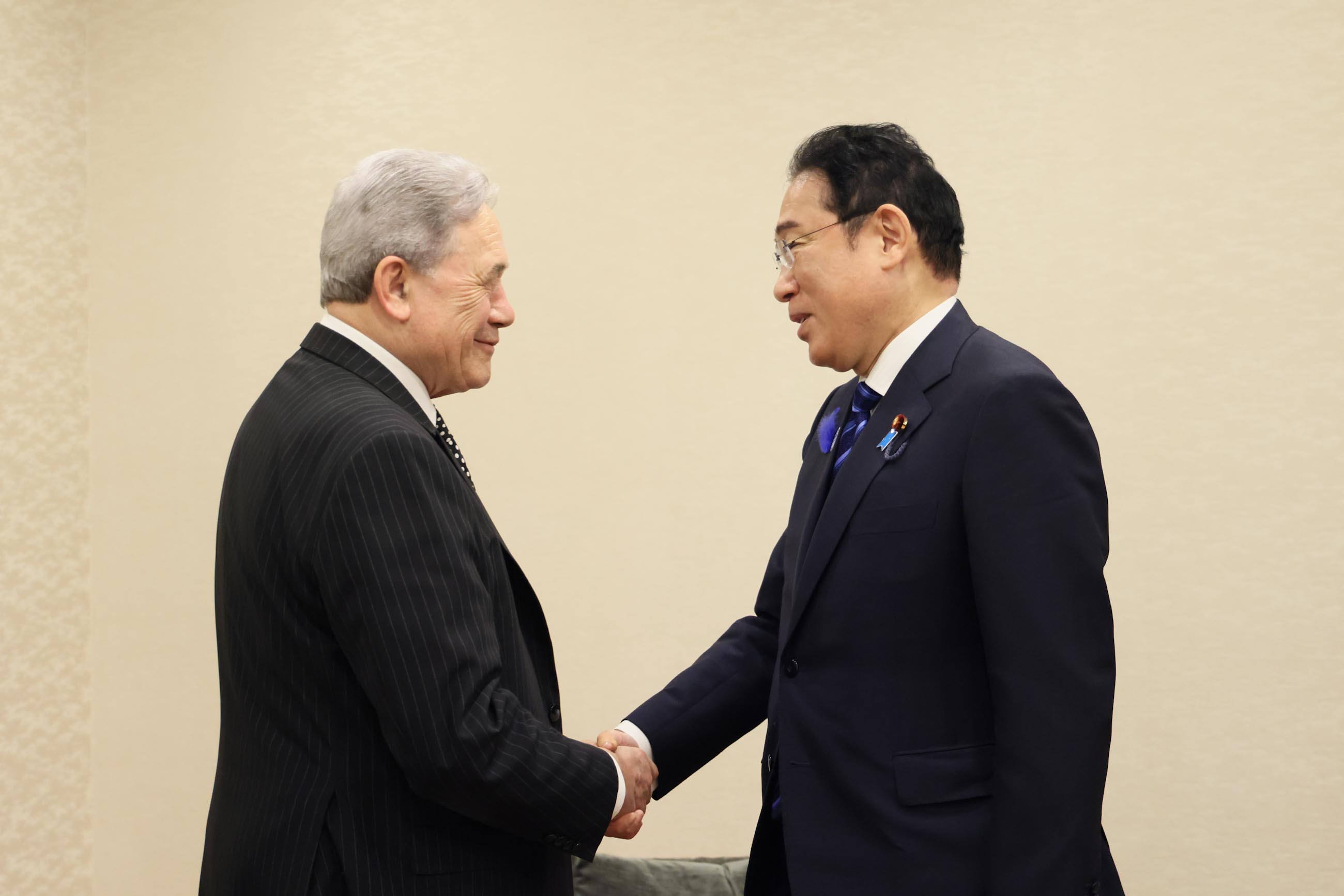 Prime Minister Kishida receiving a courtesy call by Rt Hon Winston Peters, Deputy Prime Minister and Minister of Foreign Affairs of New Zealand (1)