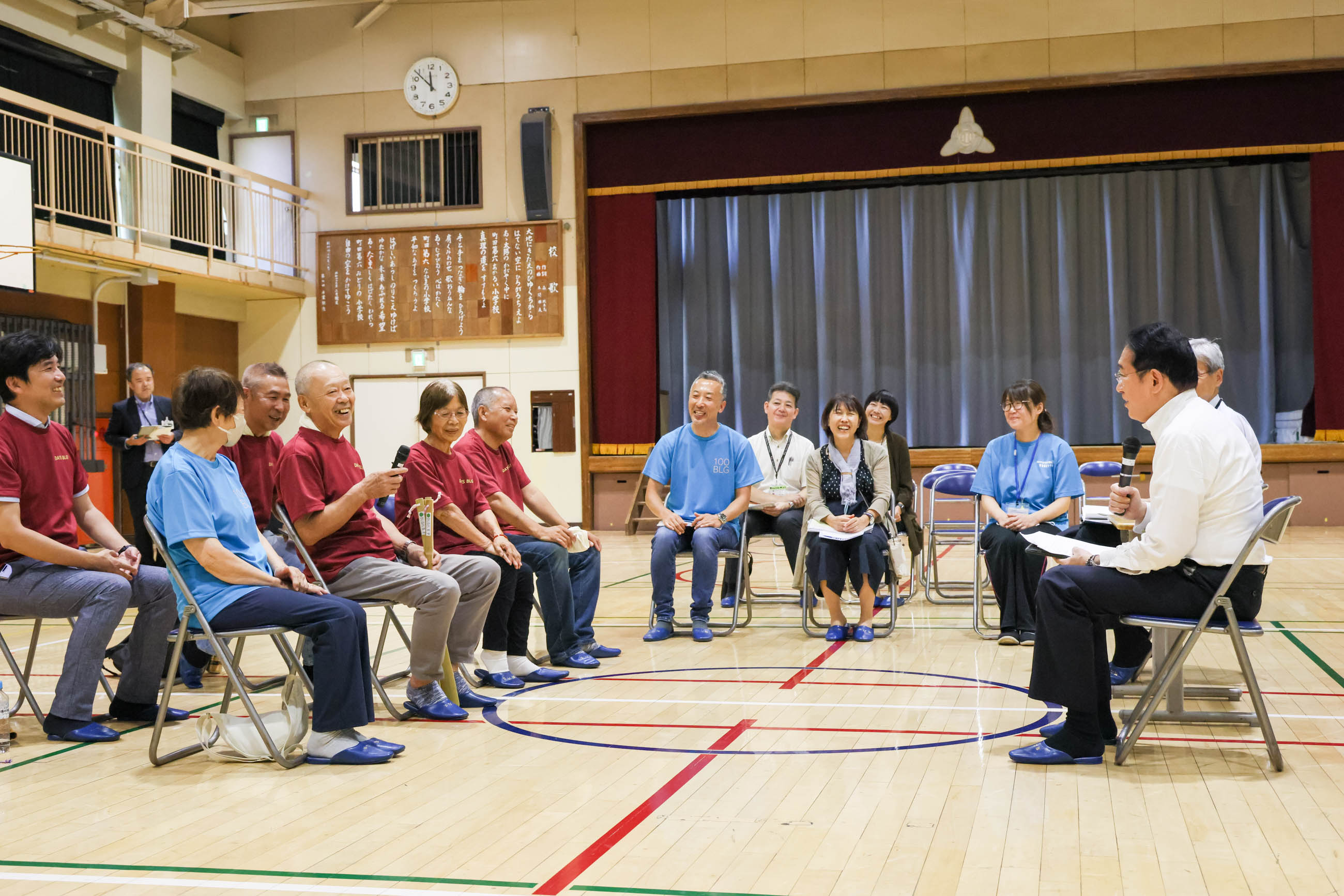 Prime Minister Kishida holding an exchange of views with dementia supporters (2)