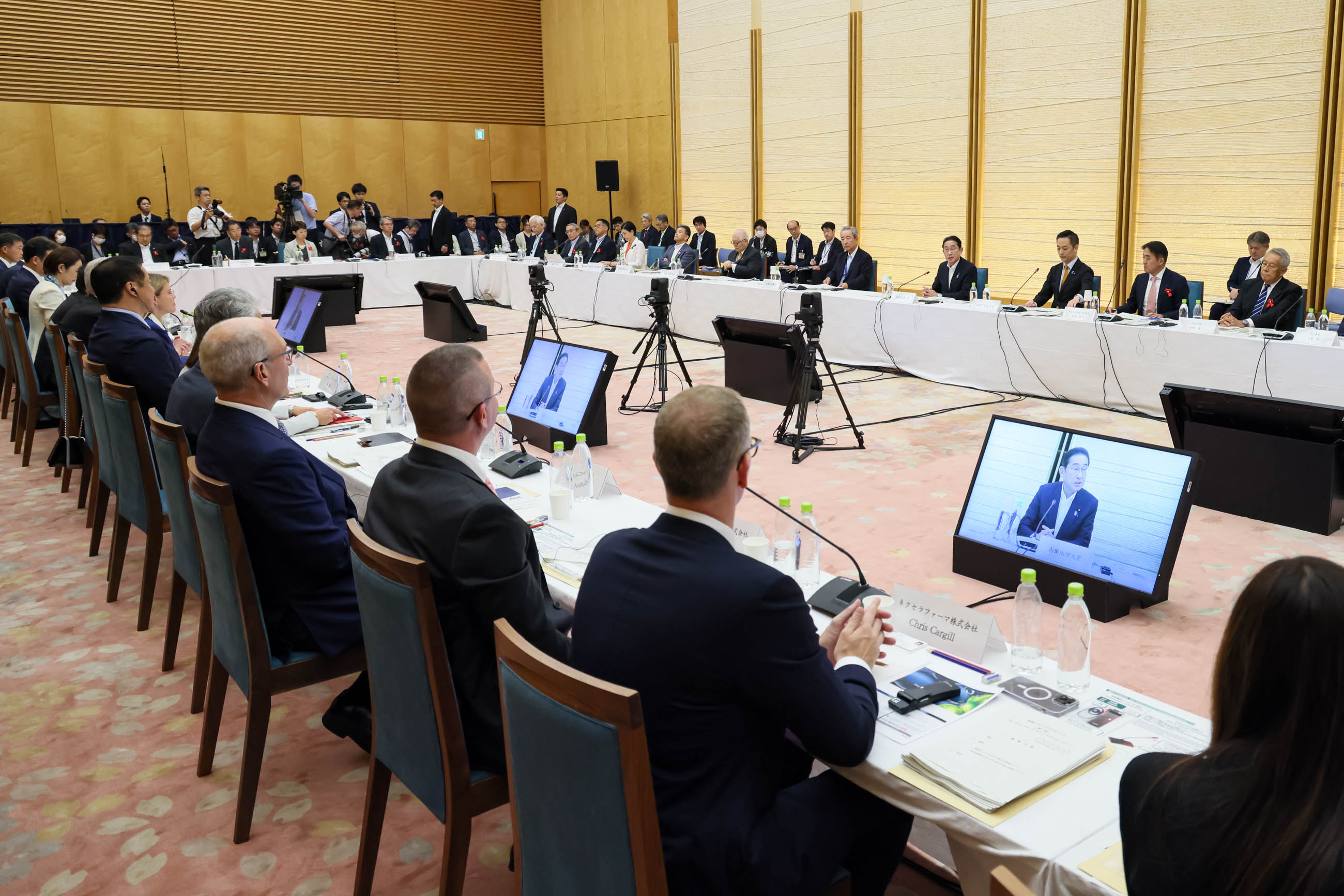 Prime Minister Kishida delivering an address (3)