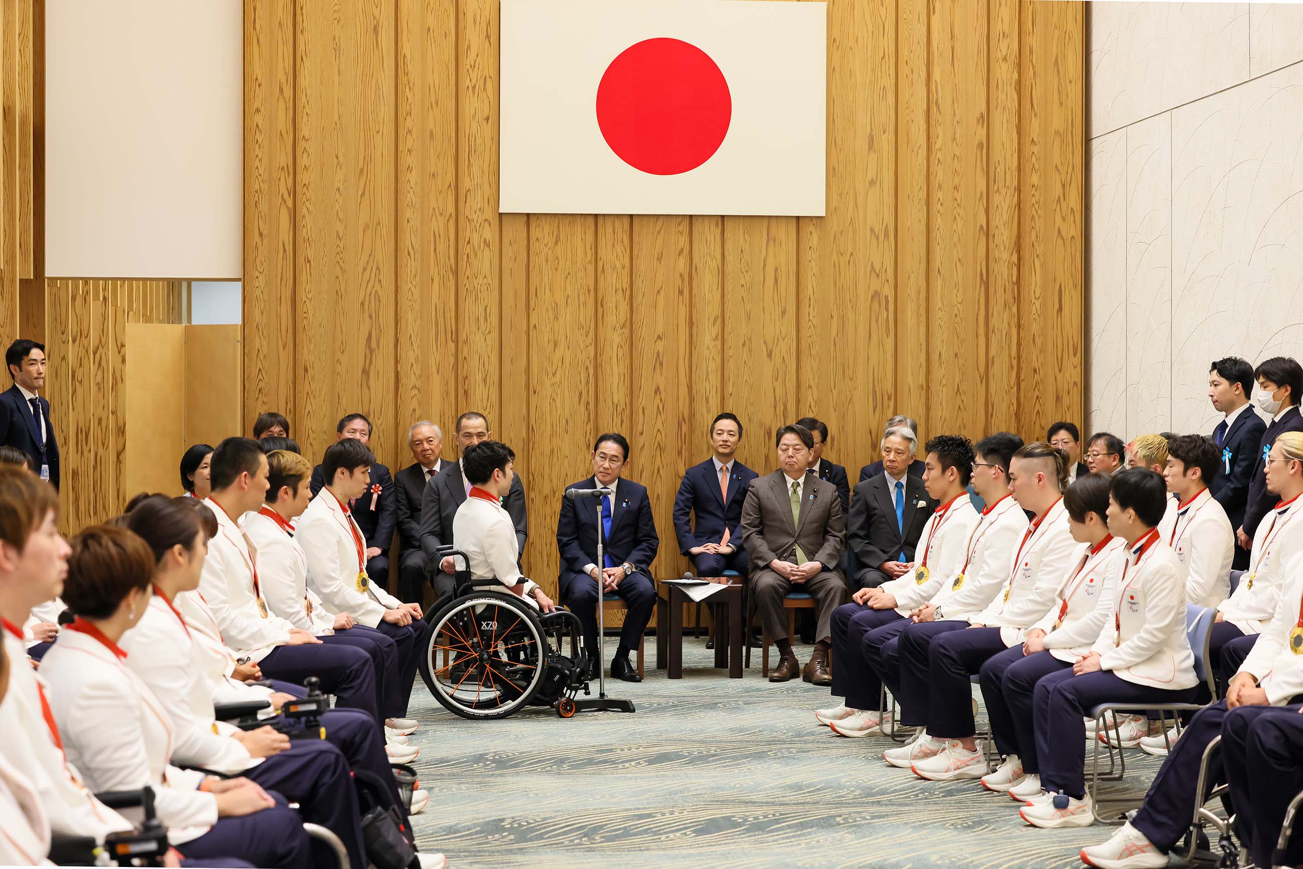 Prime Minister Kishida receiving a courtesy call (2)