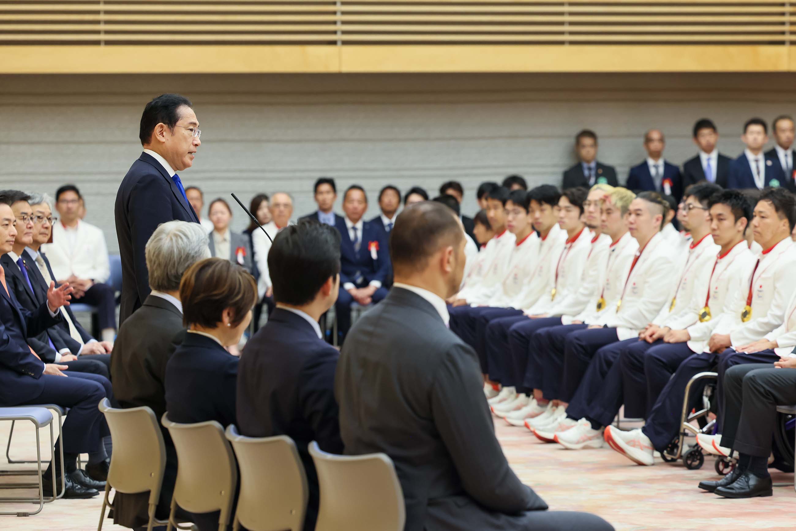 Prime Minister Kishida delivering an address (2)