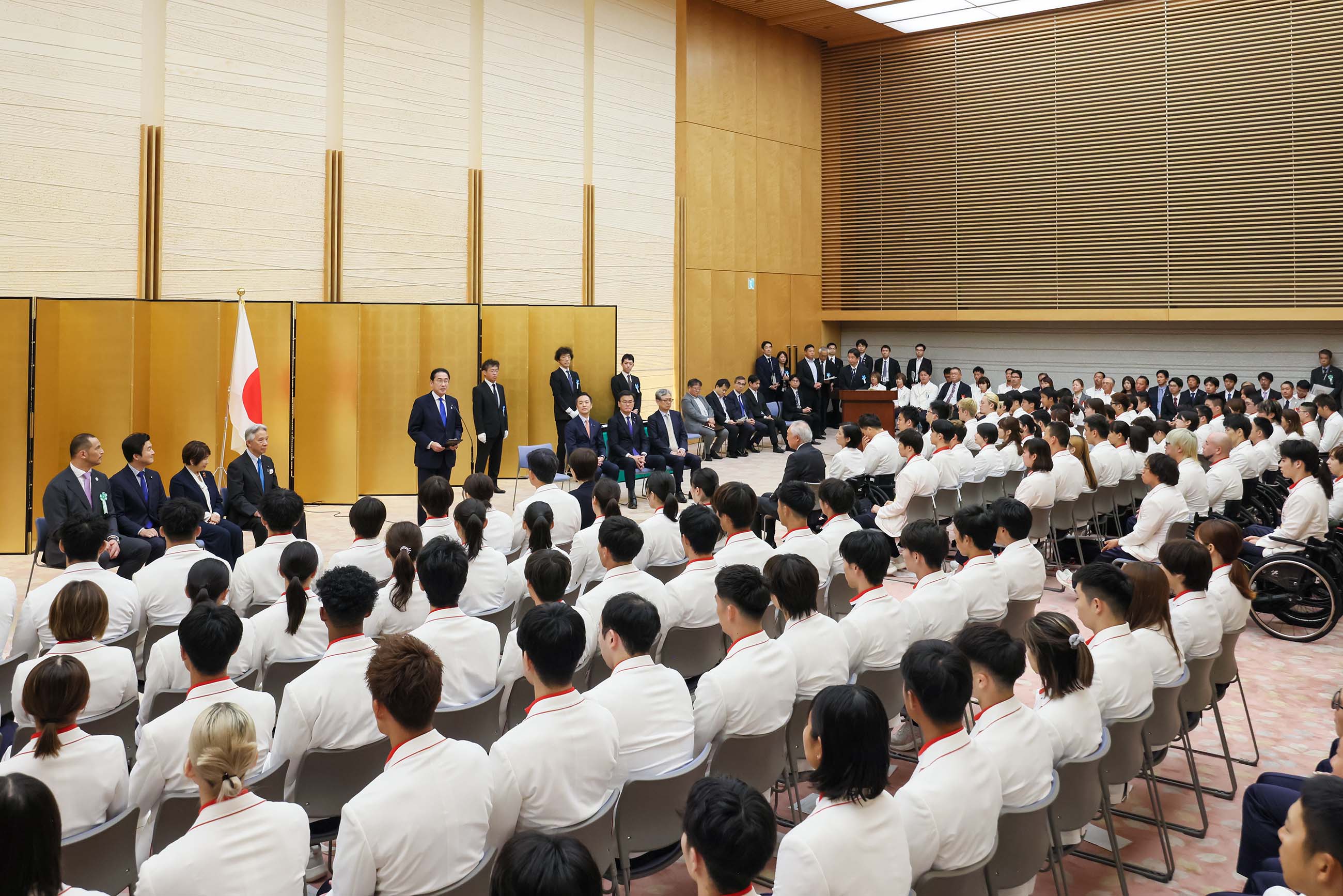 Prime Minister Kishida delivering an address (3)