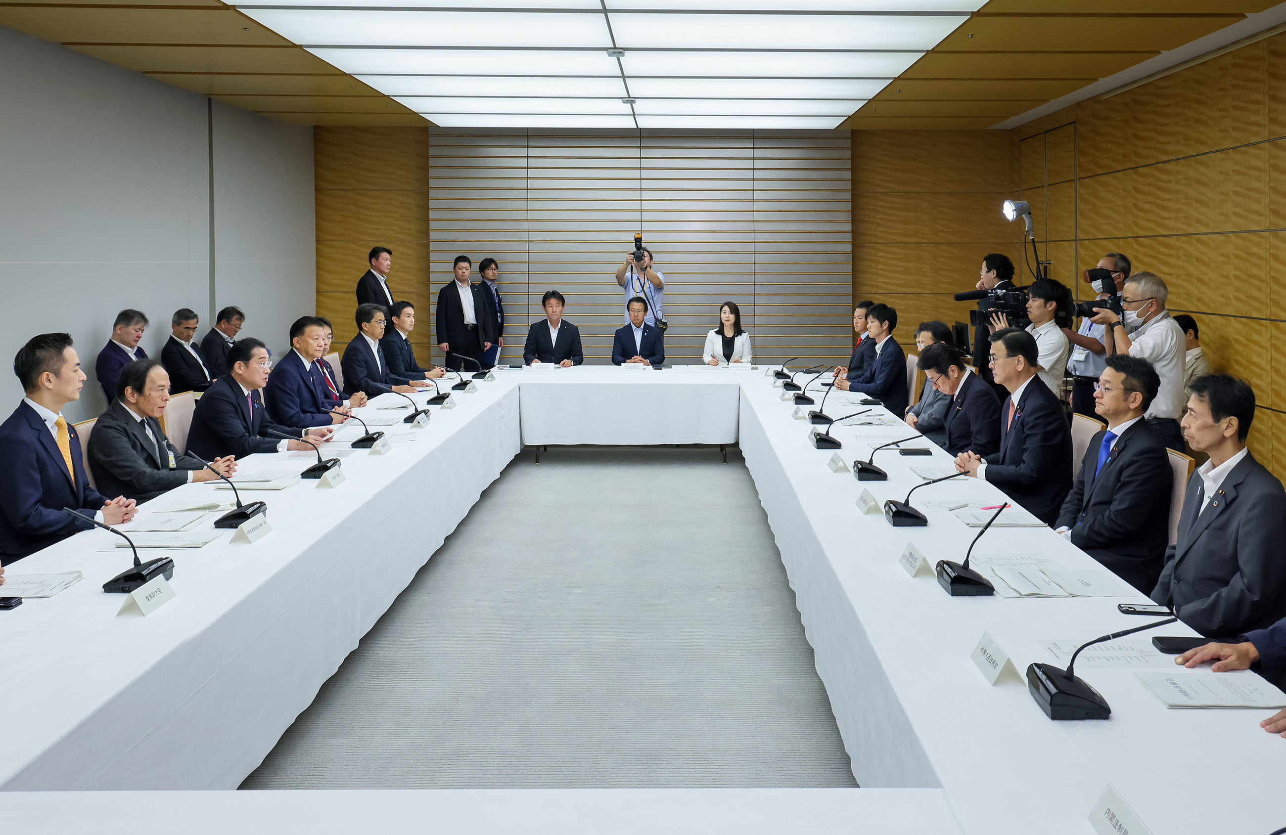 Prime Minister Kishida attending a meeting (5)