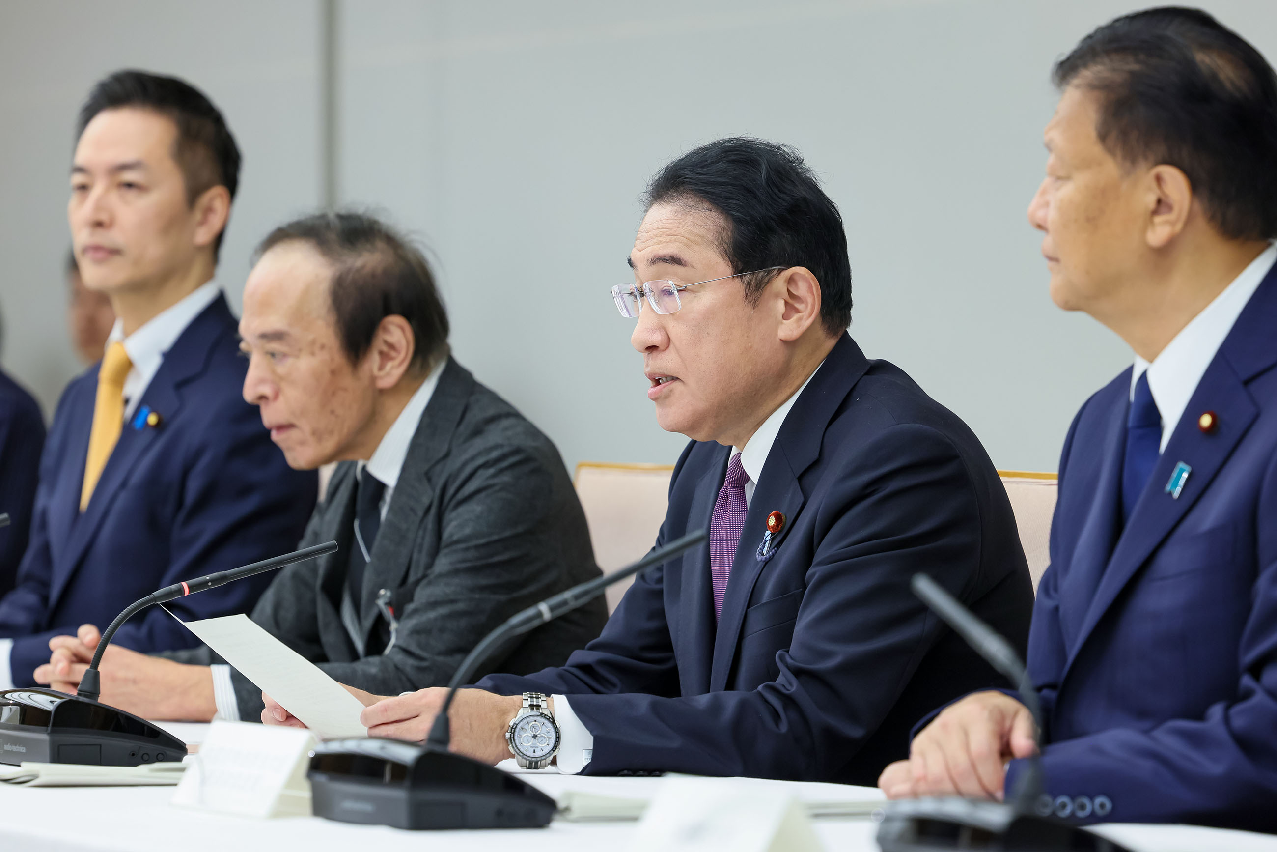 Prime Minister Kishida attending a meeting (6)