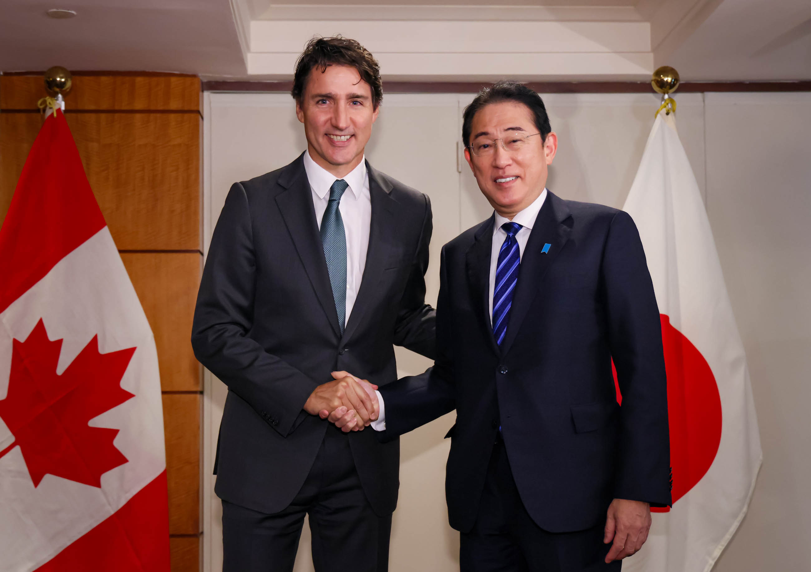 Japan-Canada Summit Meeting (2)