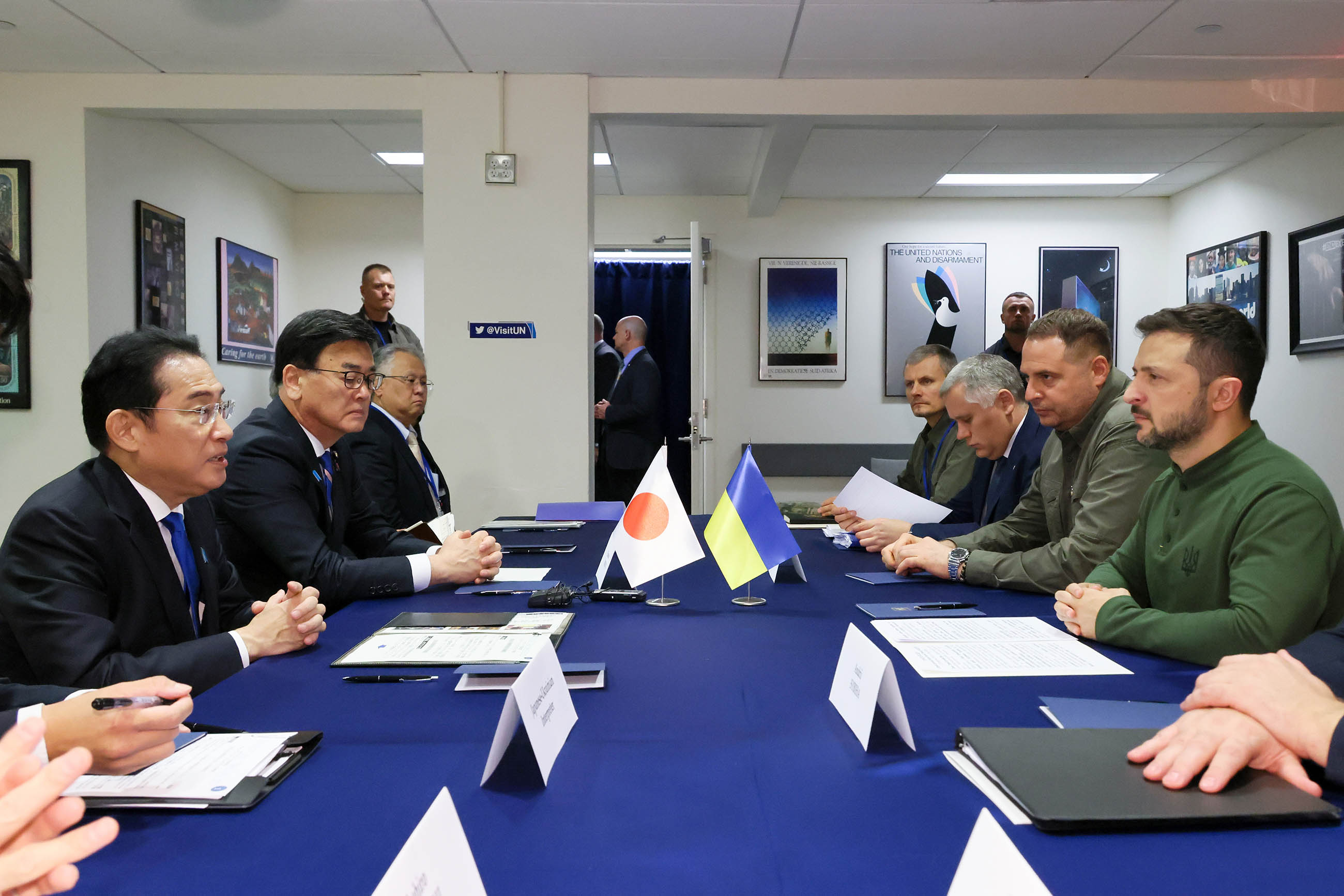 Japan-Ukraine Summit Meeting (3)