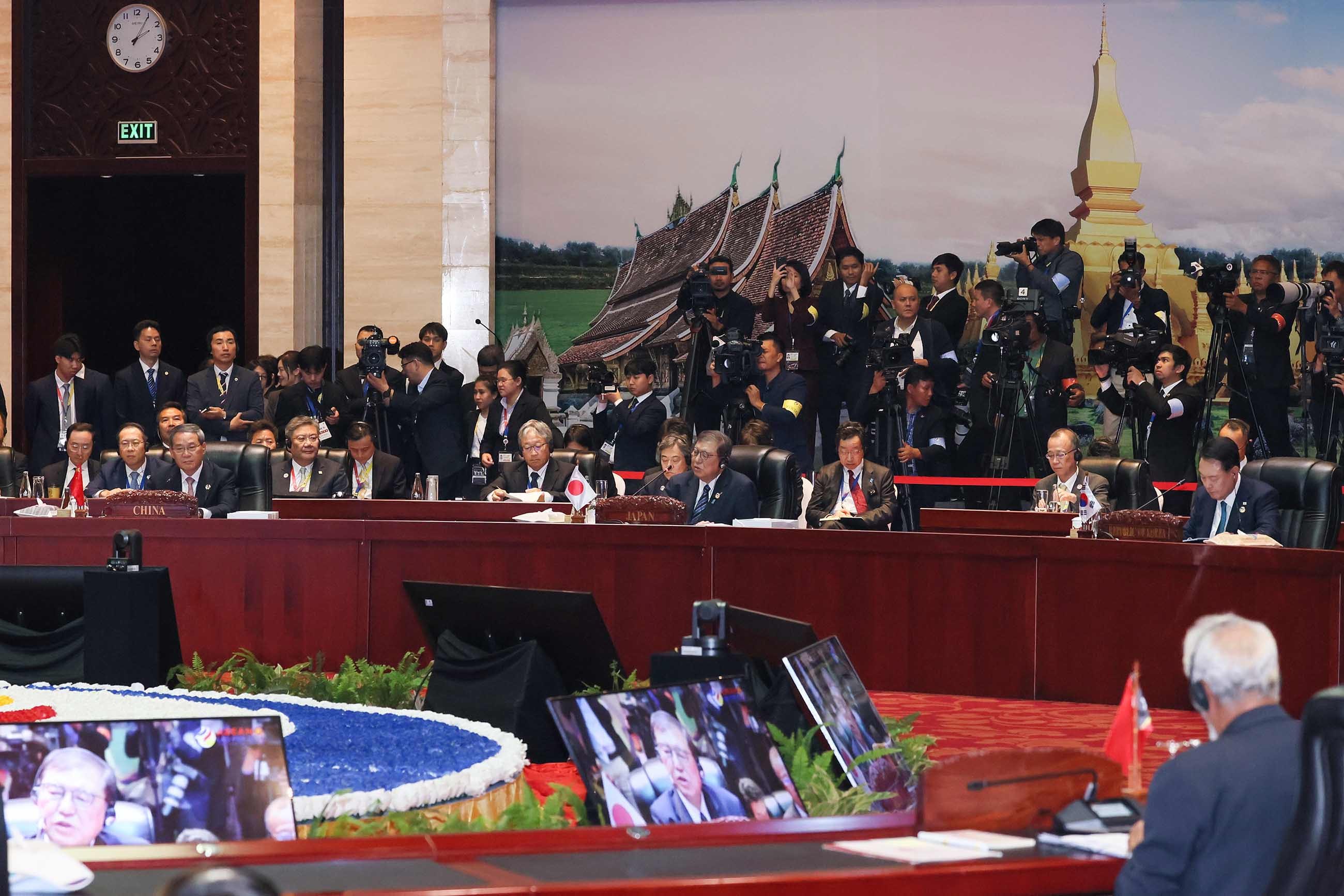 ASEAN Plus Three Summit (2)