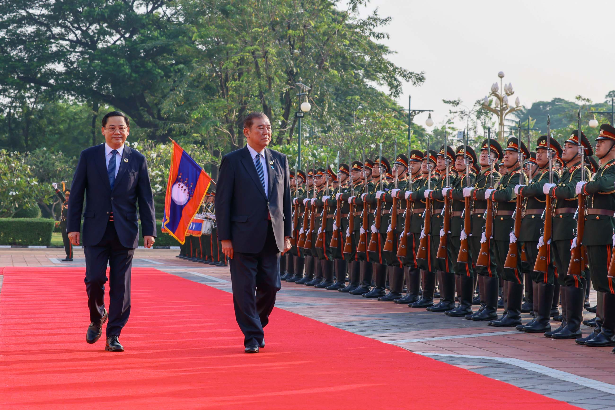 Welcome ceremony hosted by Laos (5)