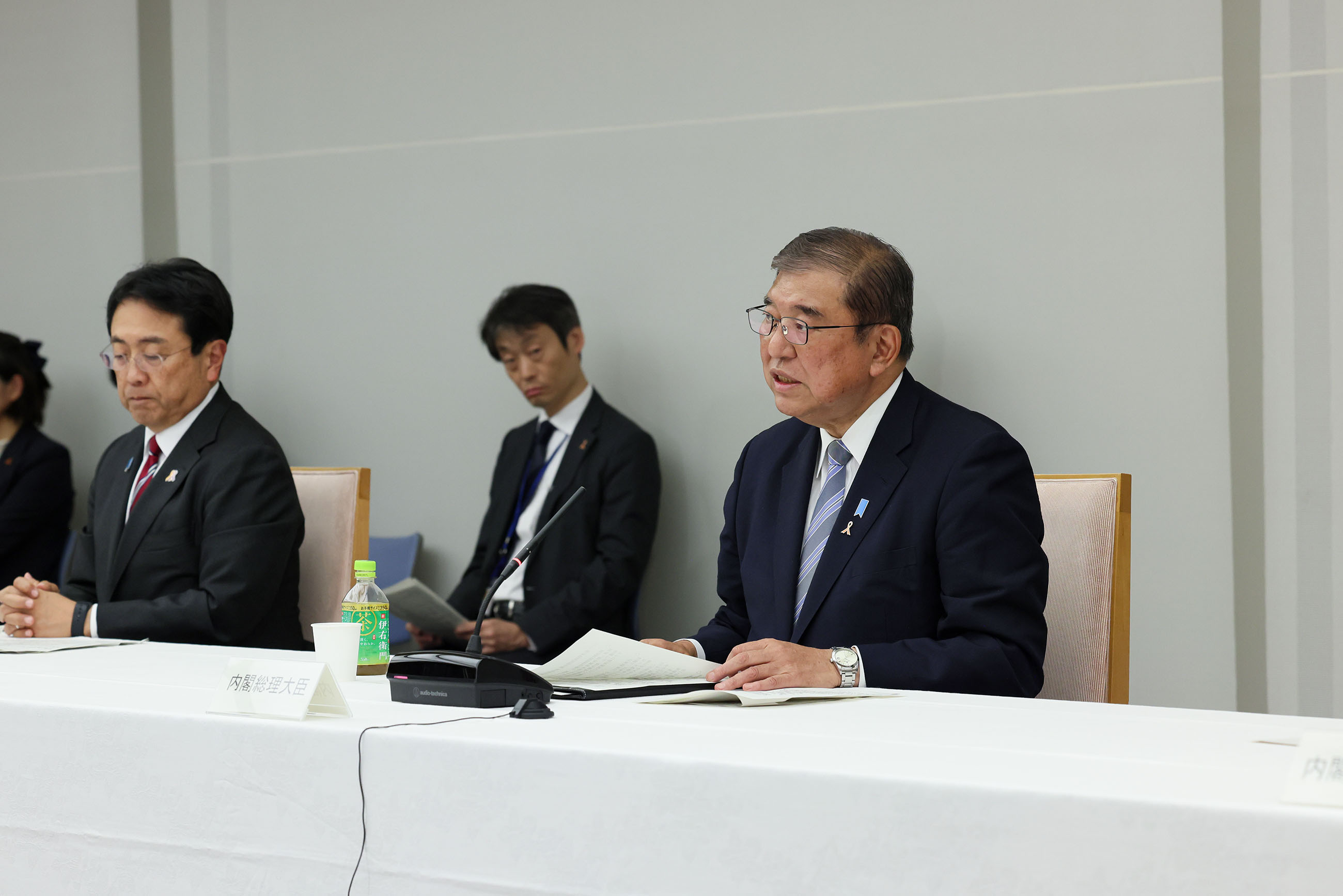 Prime Minister Ishiba wrapping up the meeting (4)