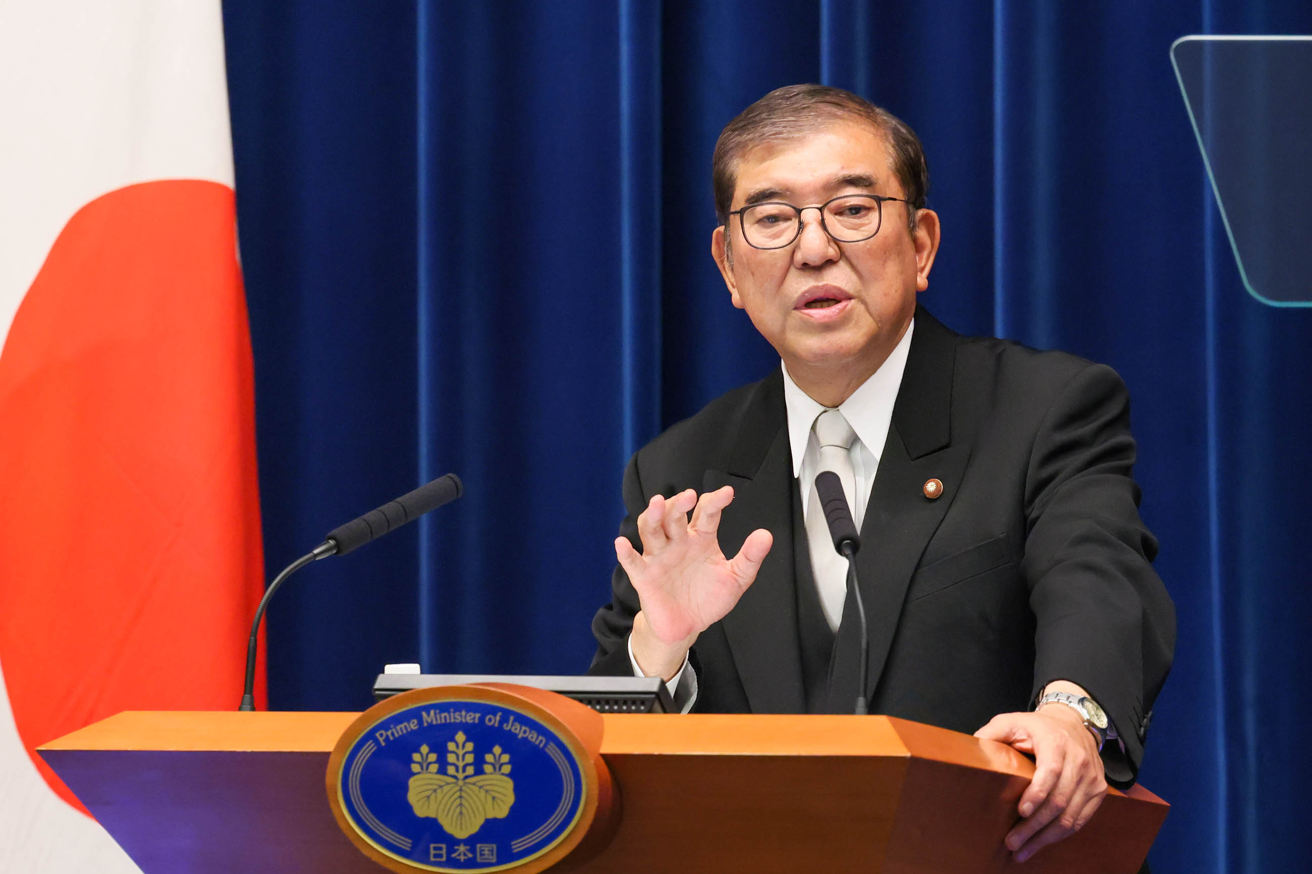 Prime Minister Ishiba making an opening statement (5)