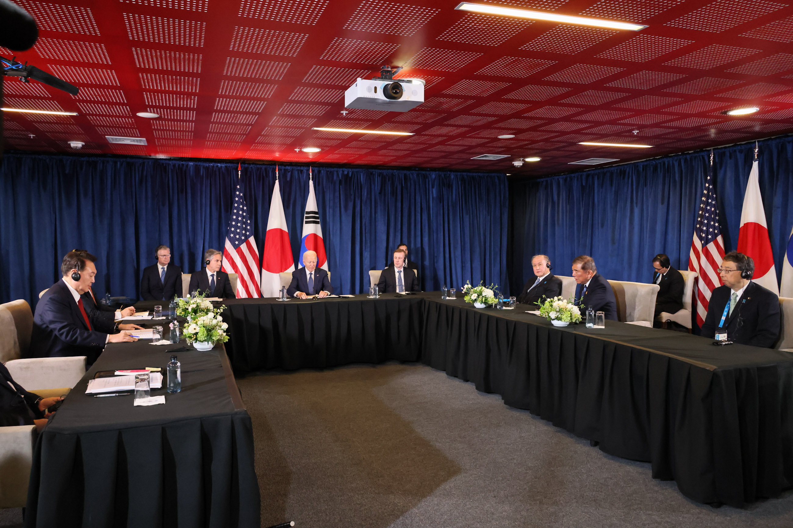 Japan-U.S.-ROK Summit Meeting (3)