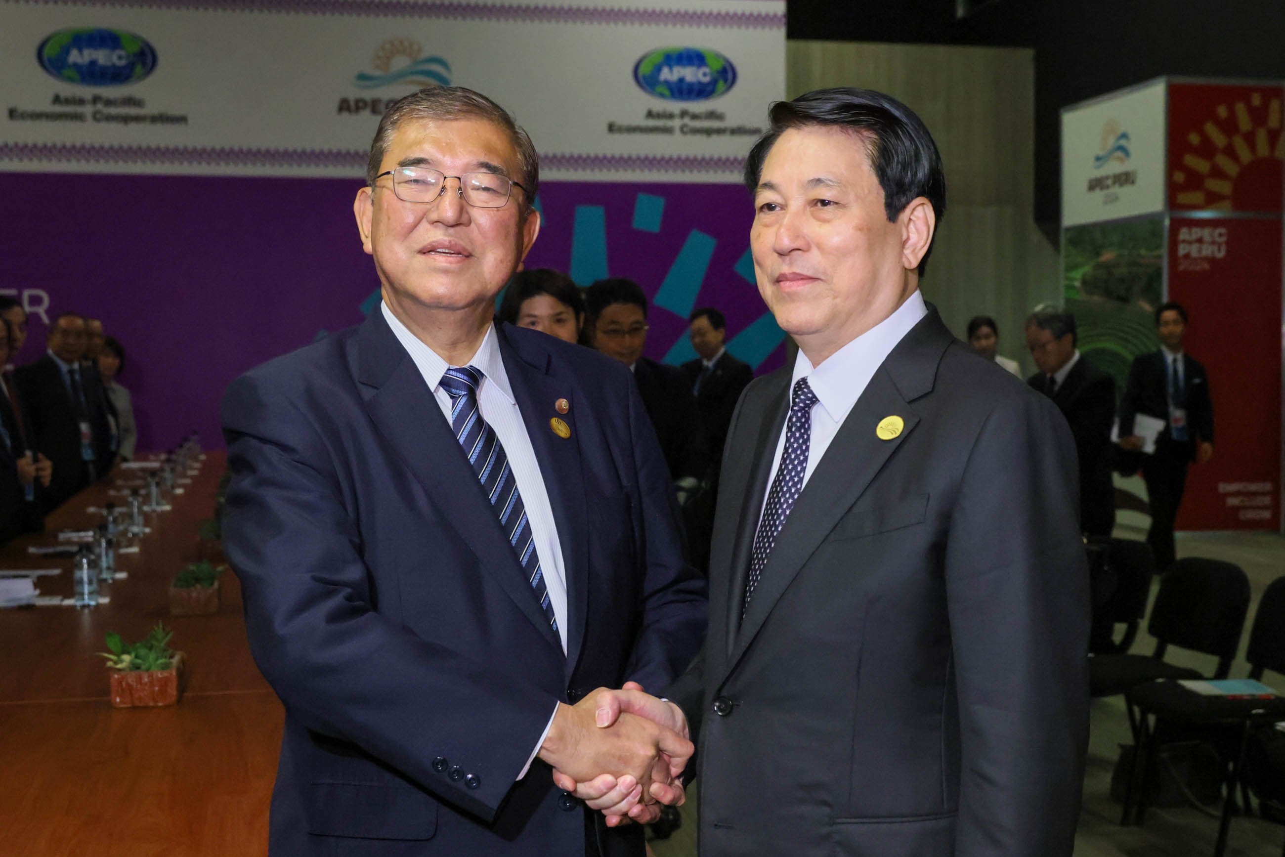 Japan-Vietnam Summit Meeting (2)