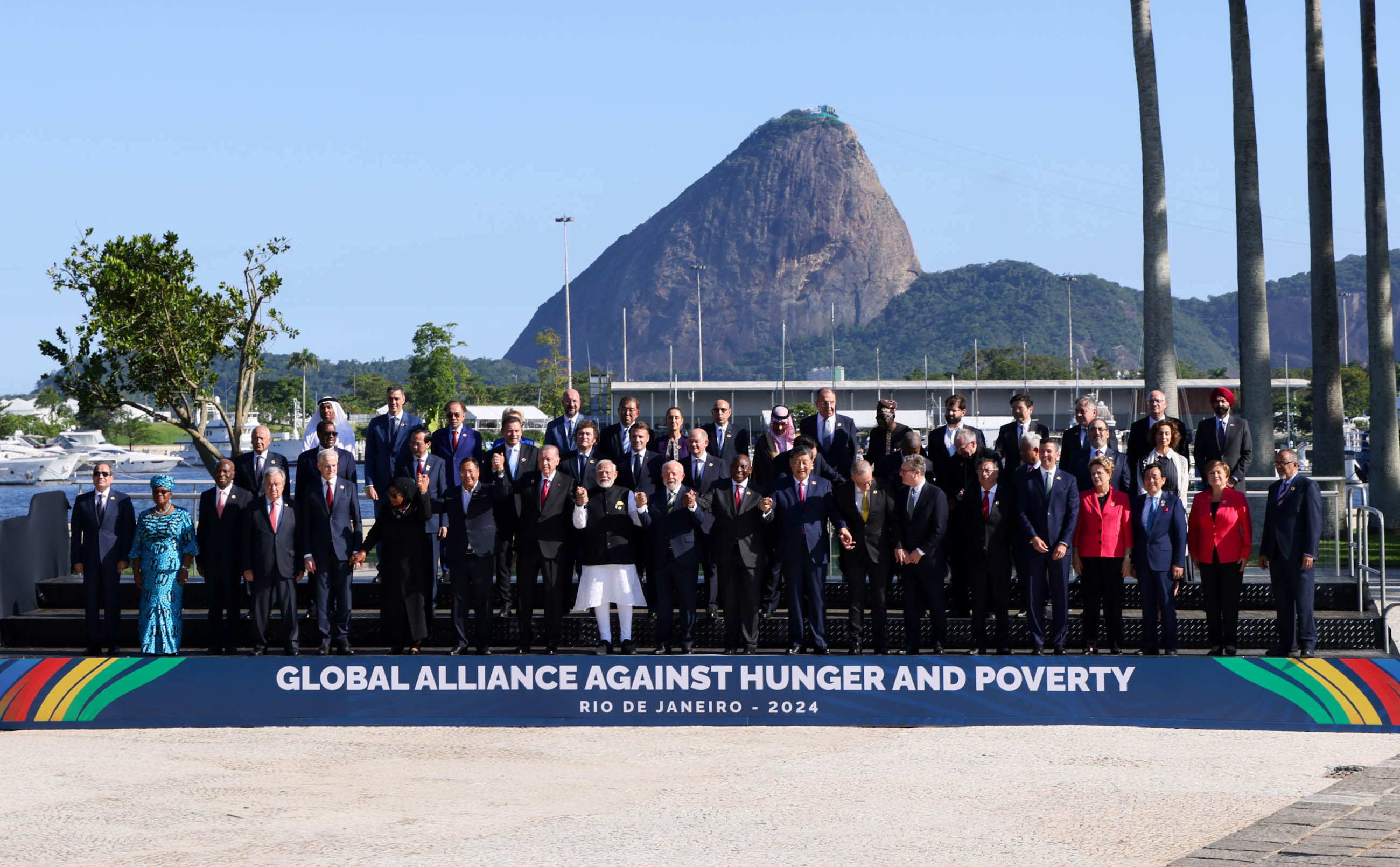 G20 Family Photo Session (1)