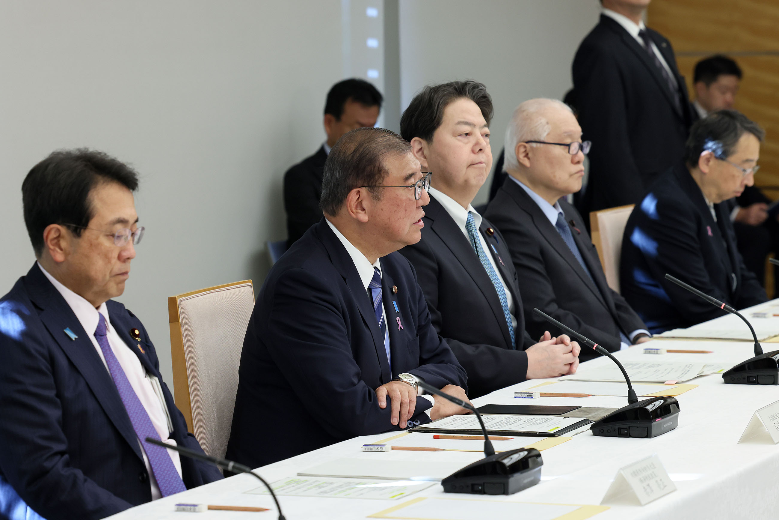 Prime Minister Ishiba wrapping up the meeting (1)