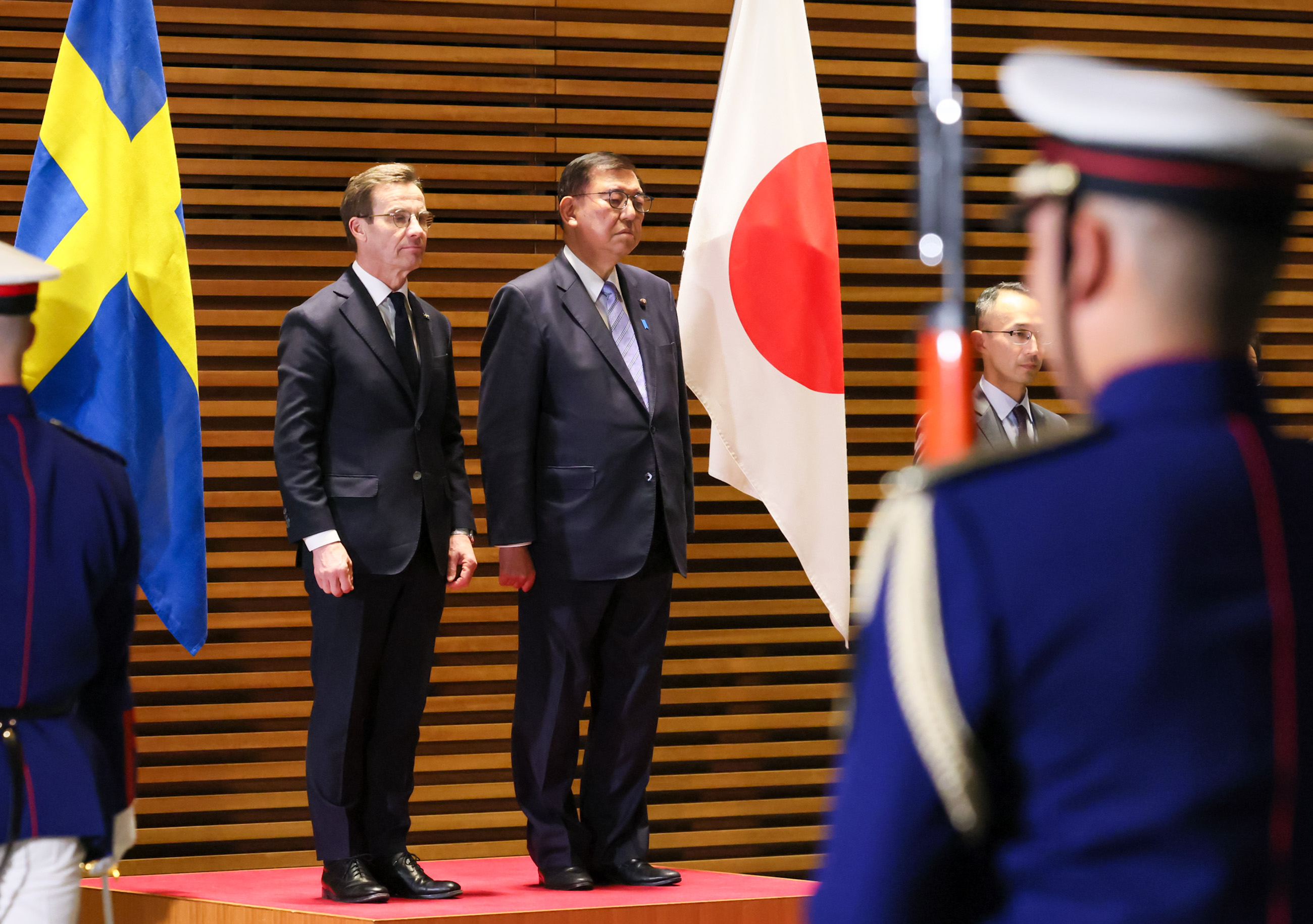 Salute and guard of honor ceremony (4)