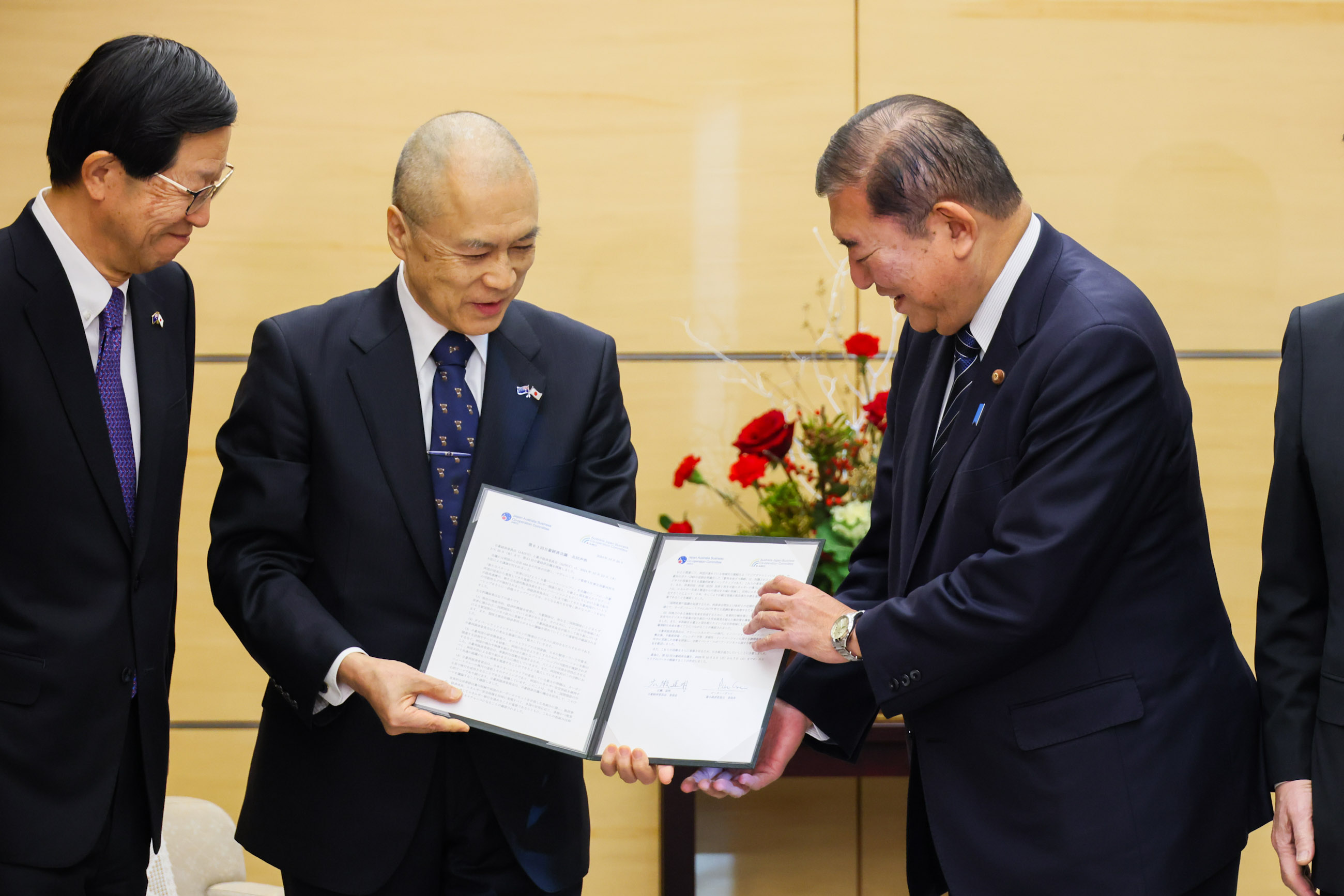 Prime Minister Ishiba receiving a courtesy call (3)