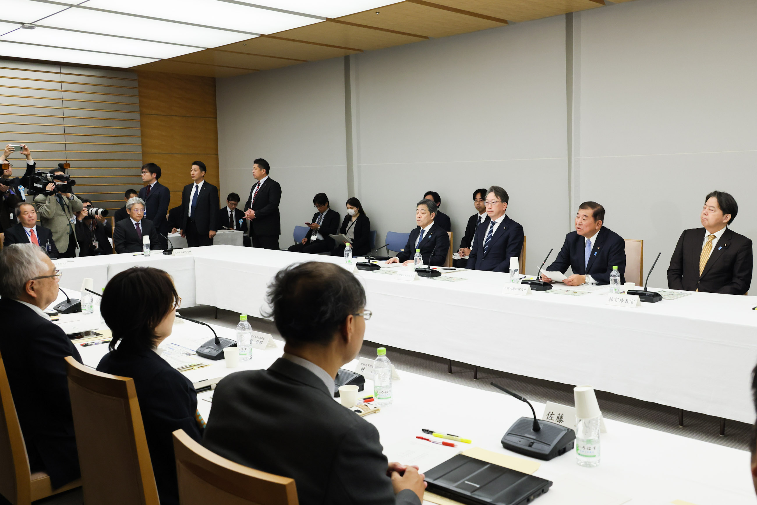 Prime Minister Ishiba attending the meeting (2)