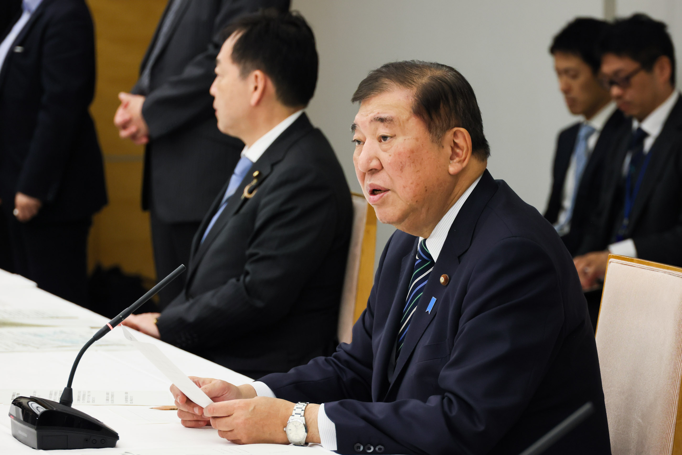 Prime Minister Ishiba wrapping up the meeting (1)