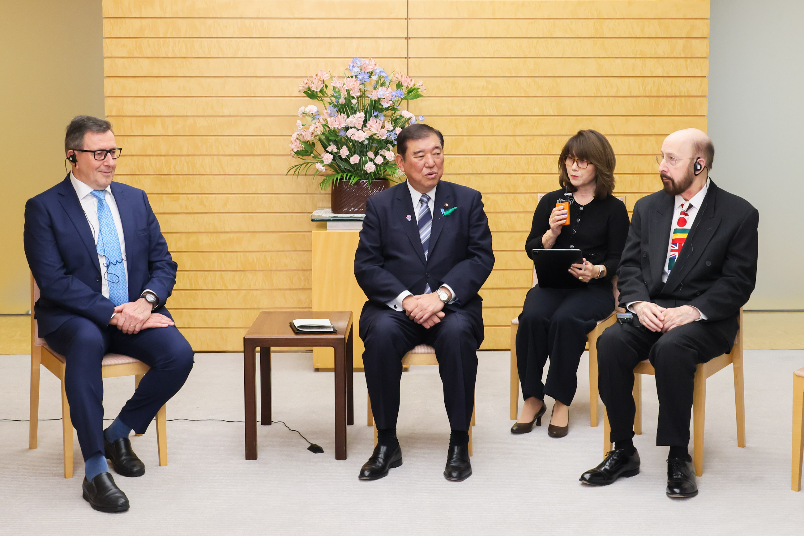 Prime Minister Ishiba receiving a courtesy call (2)
