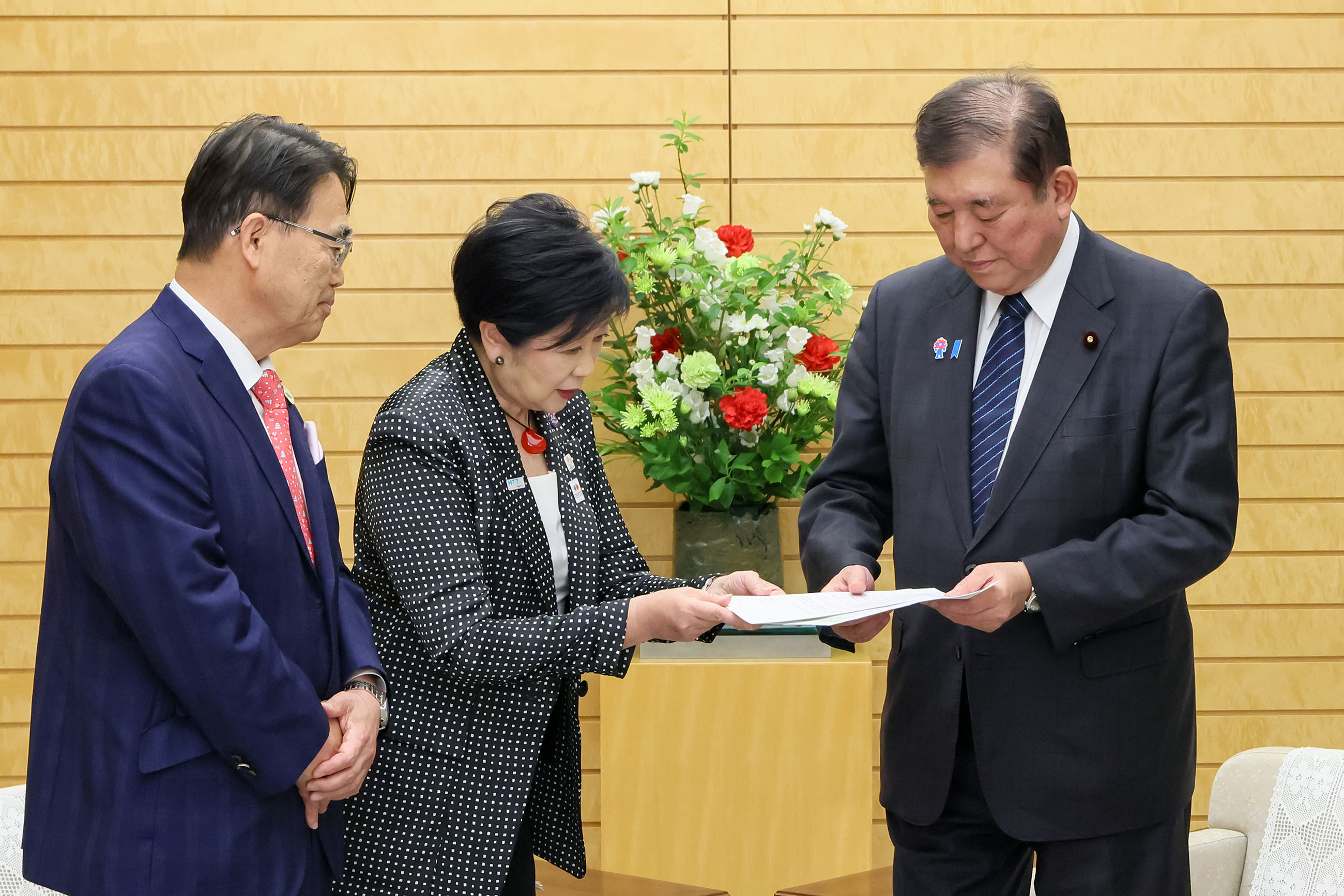 Prime Minister Ishiba holding a meeting (2)