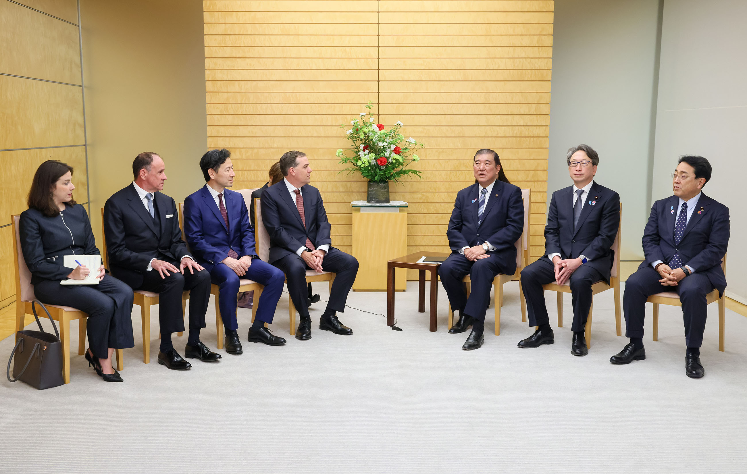Prime Minister Ishiba receiving a courtesy call (3)