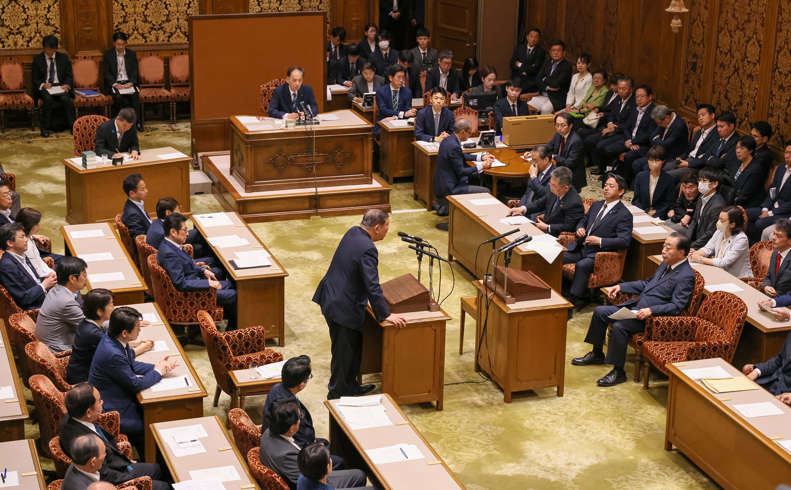 Prime Minister Ishiba making a statement (2)