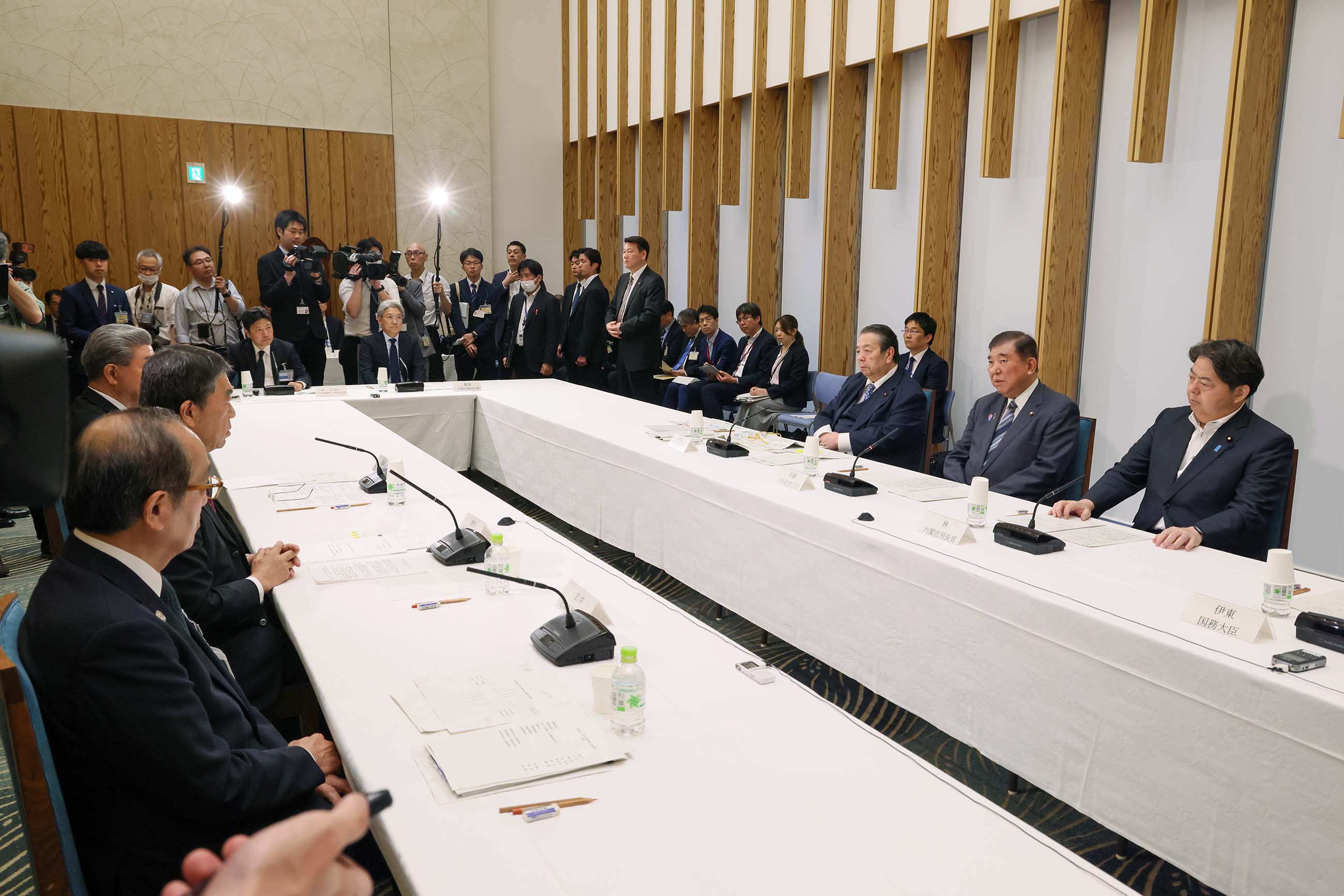 Prime Minister Ishiba delivering an address (4)