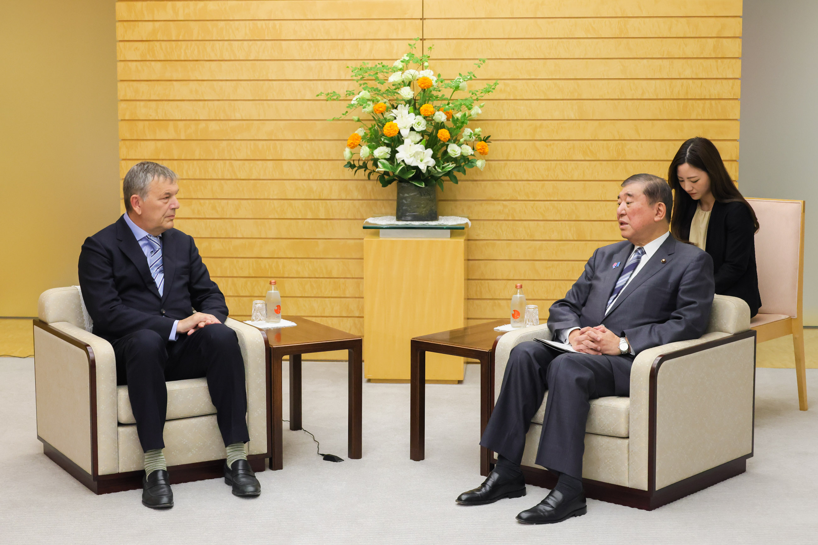 Prime Minister Ishiba receiving a courtesy call (3)