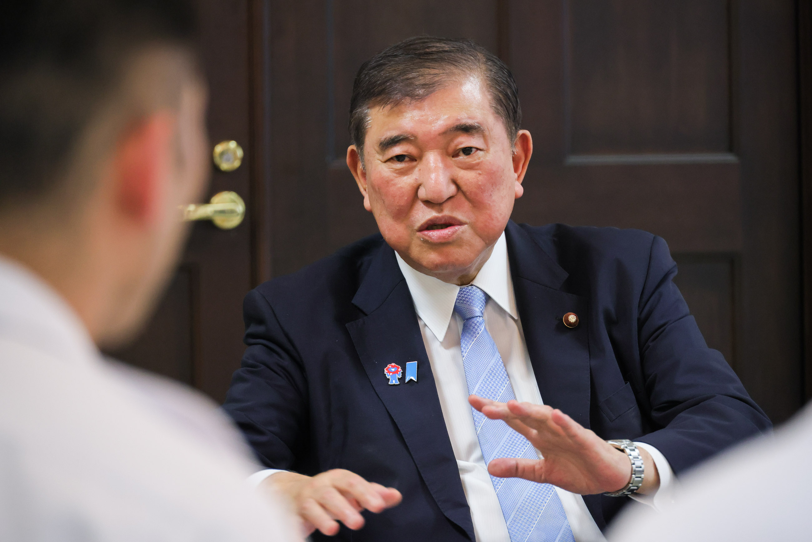 Prime Minister Ishiba holding a small group talk with the JMSDF personnel from the Maizuru Training Center (1)