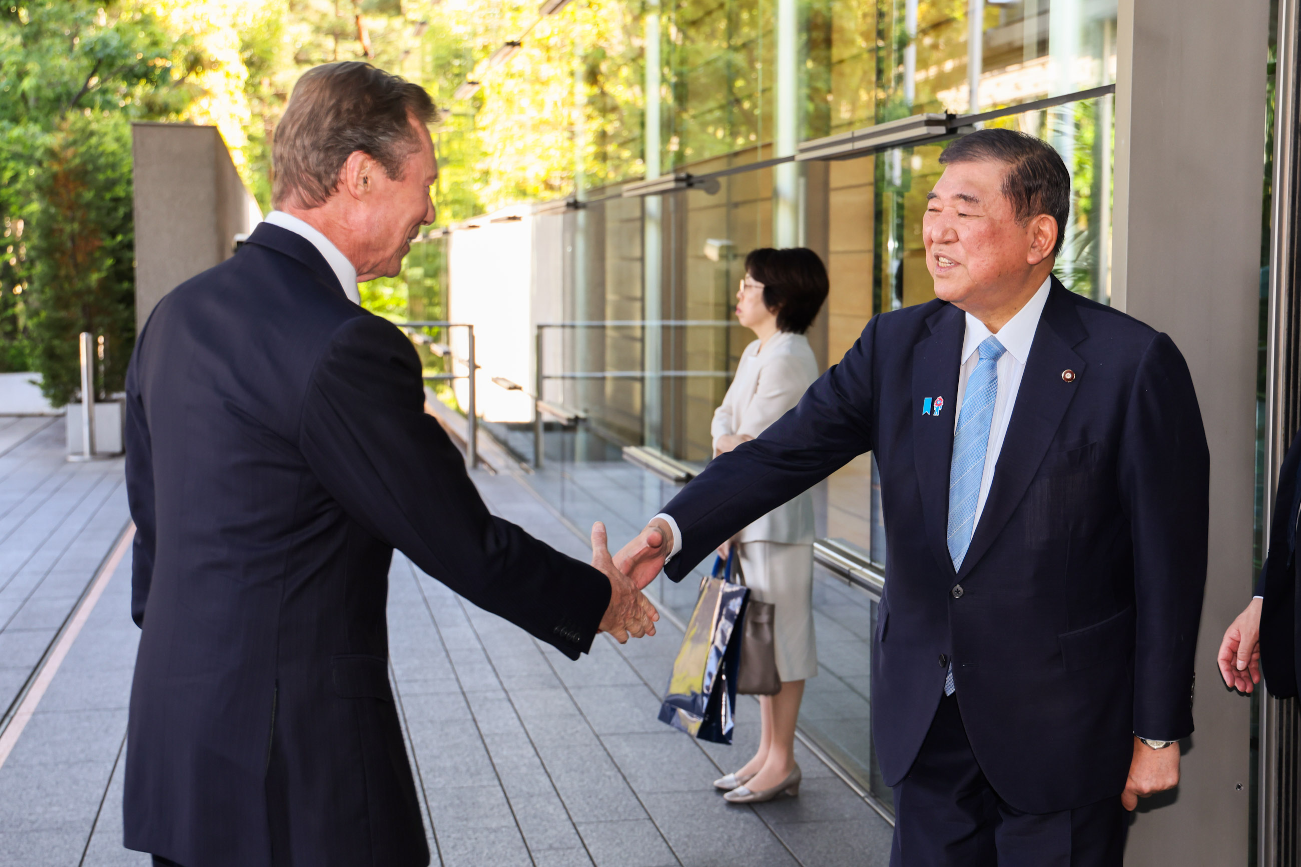Prime Minister Ishiba welcoming His Royal Highness Grand Duke Henri