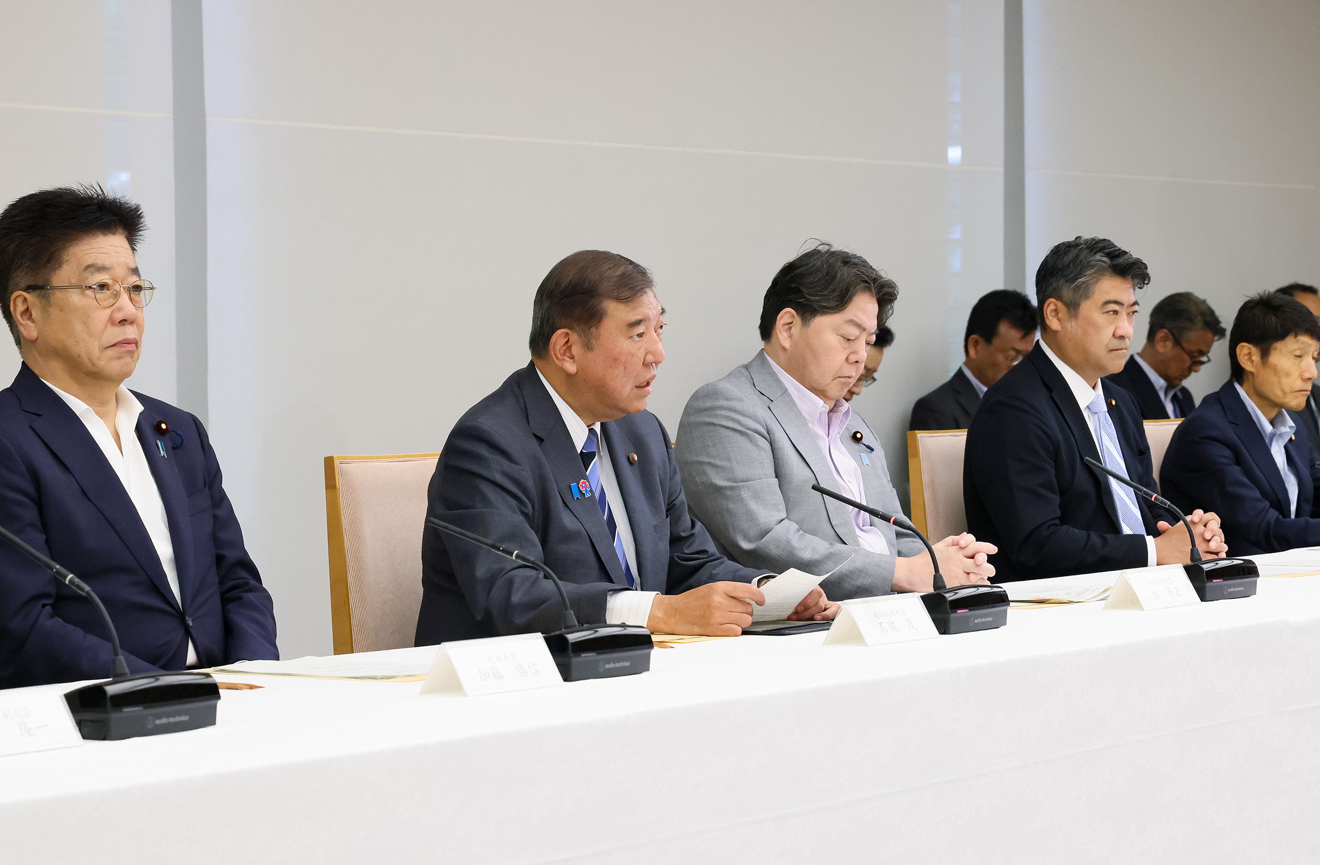 Prime Minister Ishiba wrapping up the meeting (1)